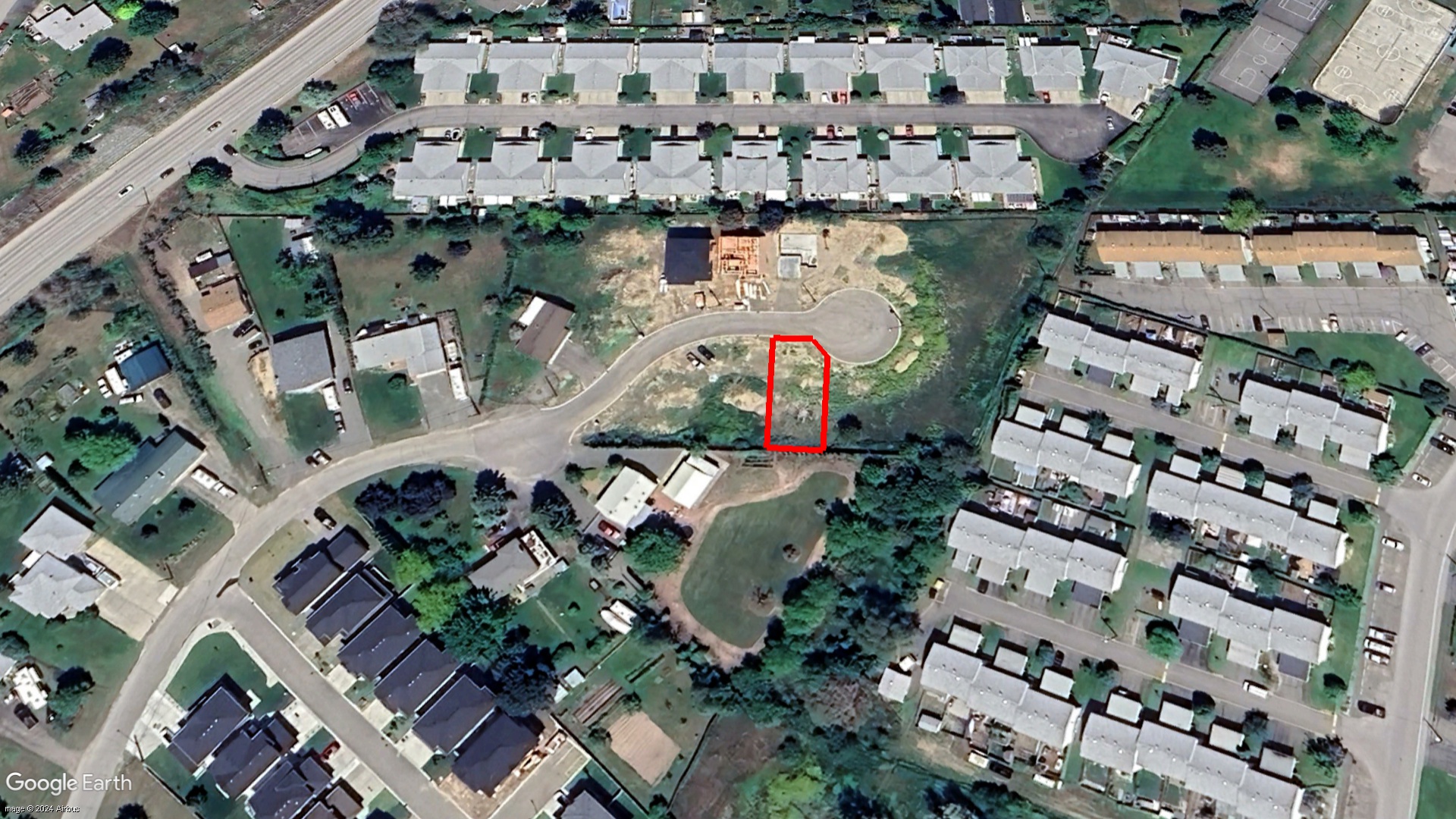 Tax Sale Kamloops, British Columbia - 54-01145-813