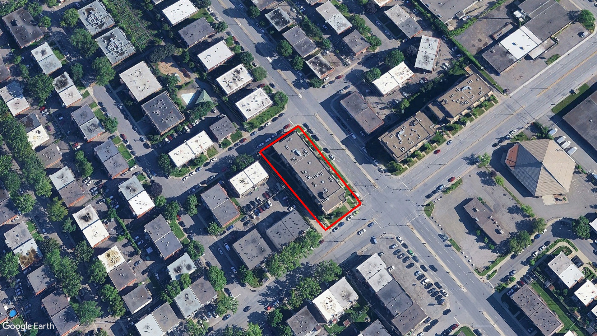 Tax Sale Montreal, Quebec - 052223-36