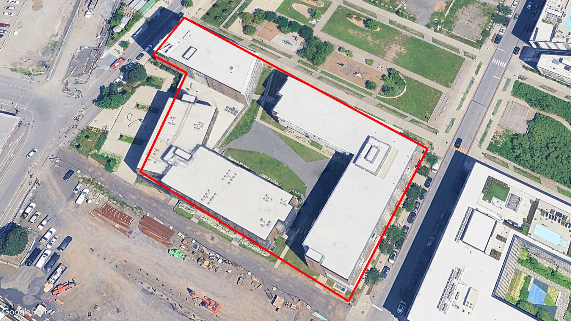 Tax Sale Montreal, Quebec - 120128-29