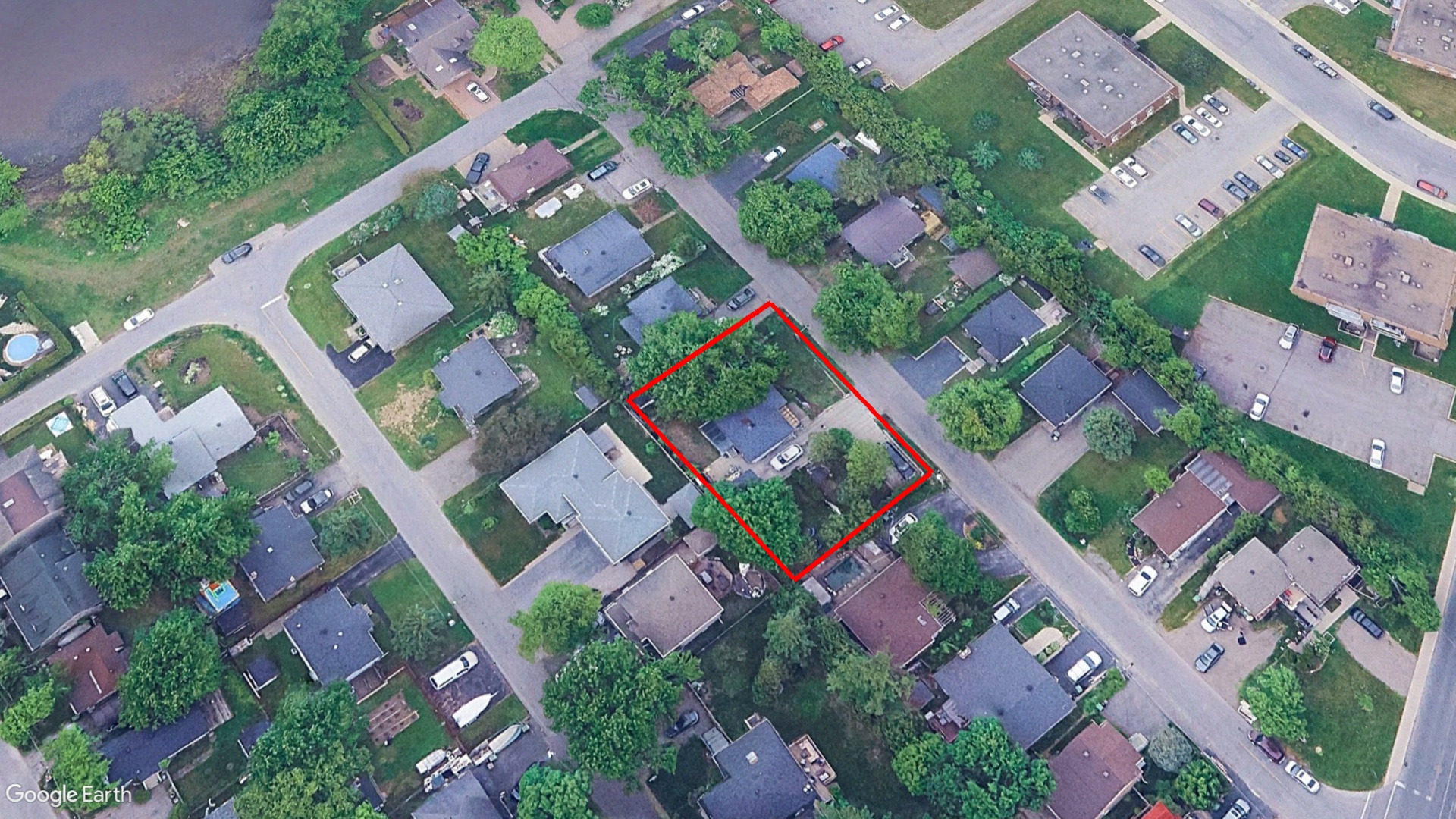 Tax Sale Montreal, Quebec - 040142-80