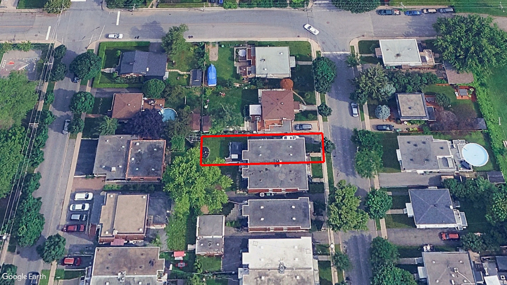 Tax Sale Montreal, Quebec - 040244-55