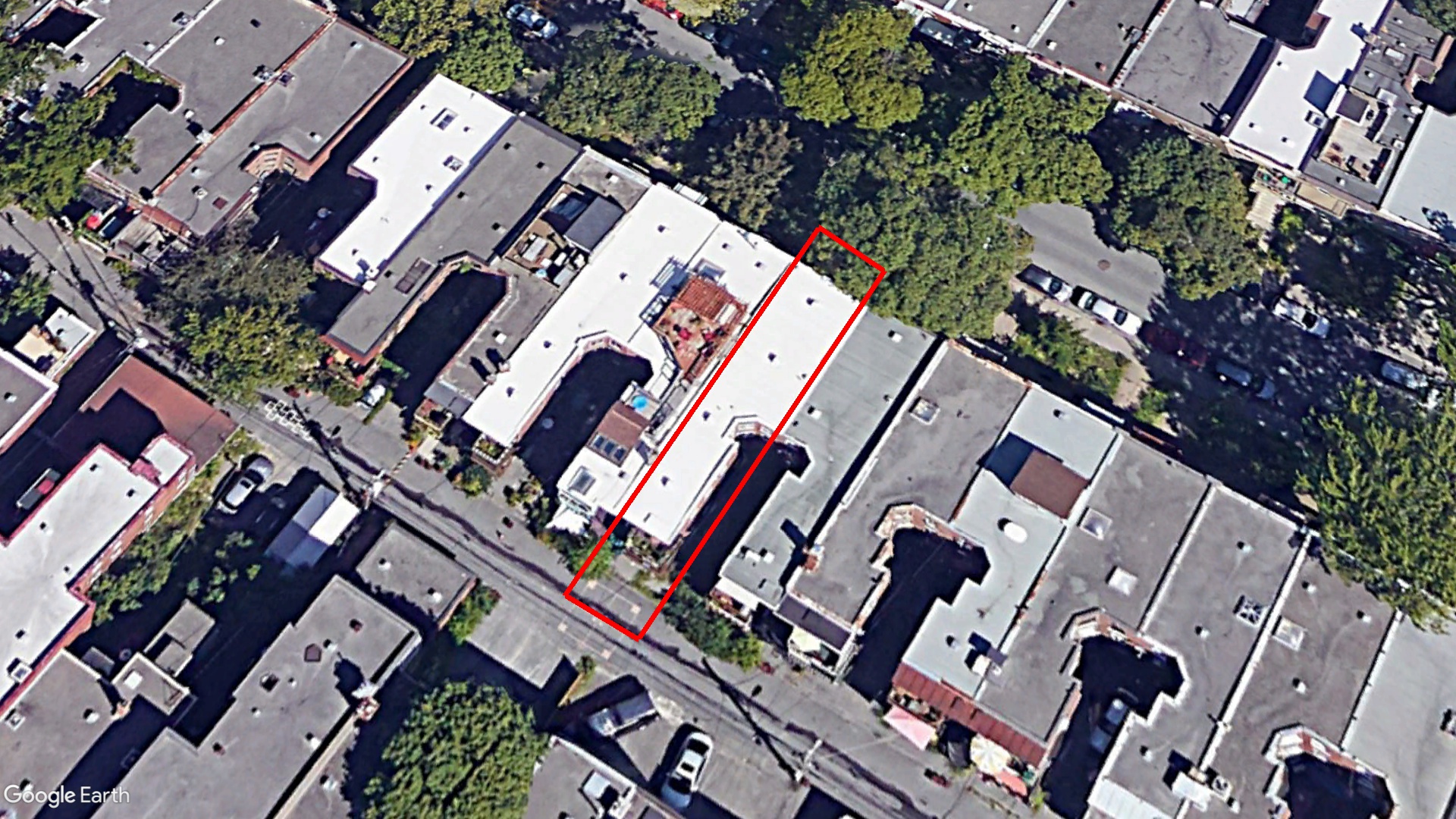 Tax Sale Montreal, Quebec - 030345-47