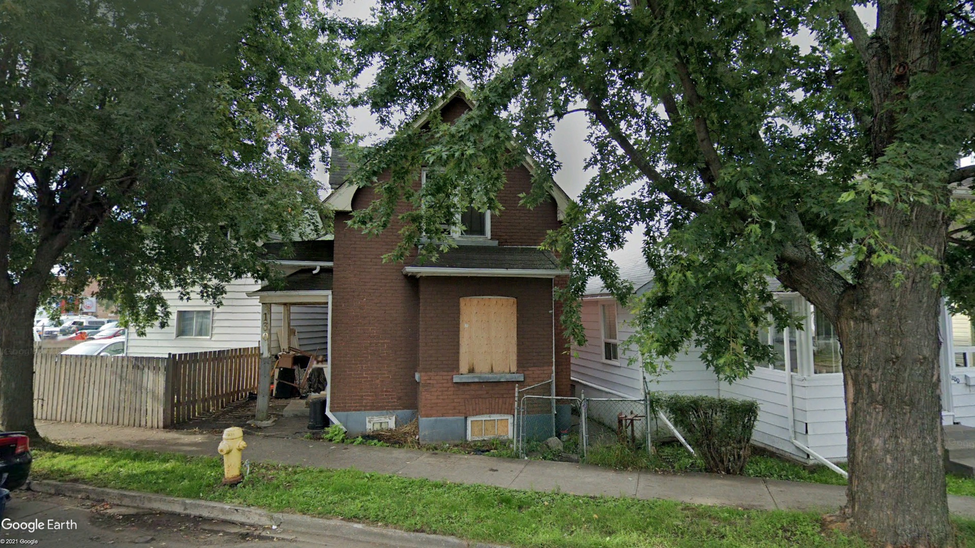 Tax Sale Thunder Bay, Ontario - 04 143 04800 0000