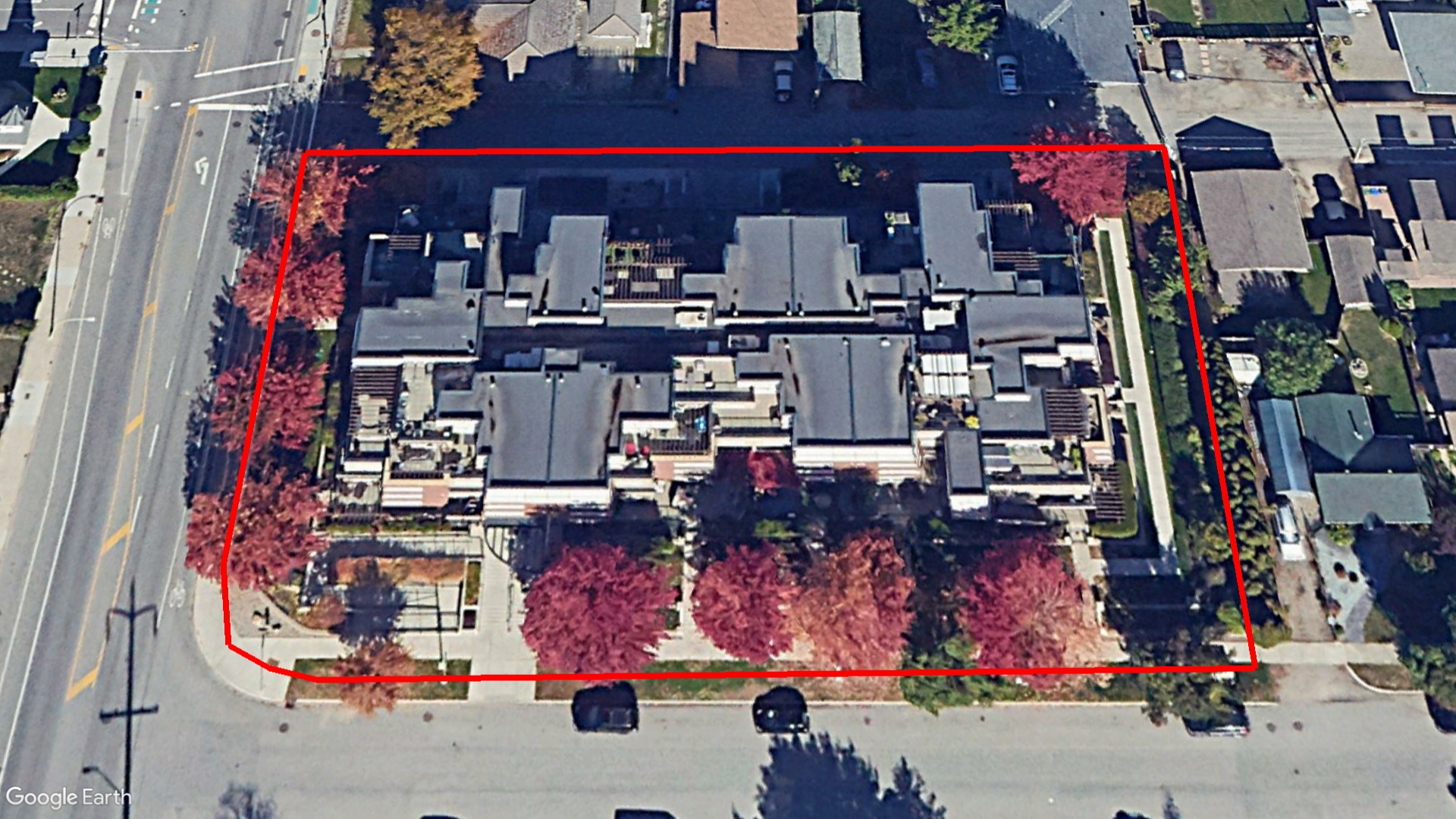 Tax Sale Kelowna, British Columbia - 19-214-082313