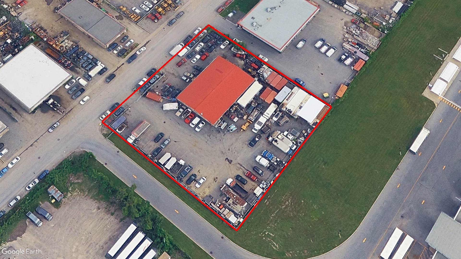 Tax Sale Montreal, Quebec - 041415-58