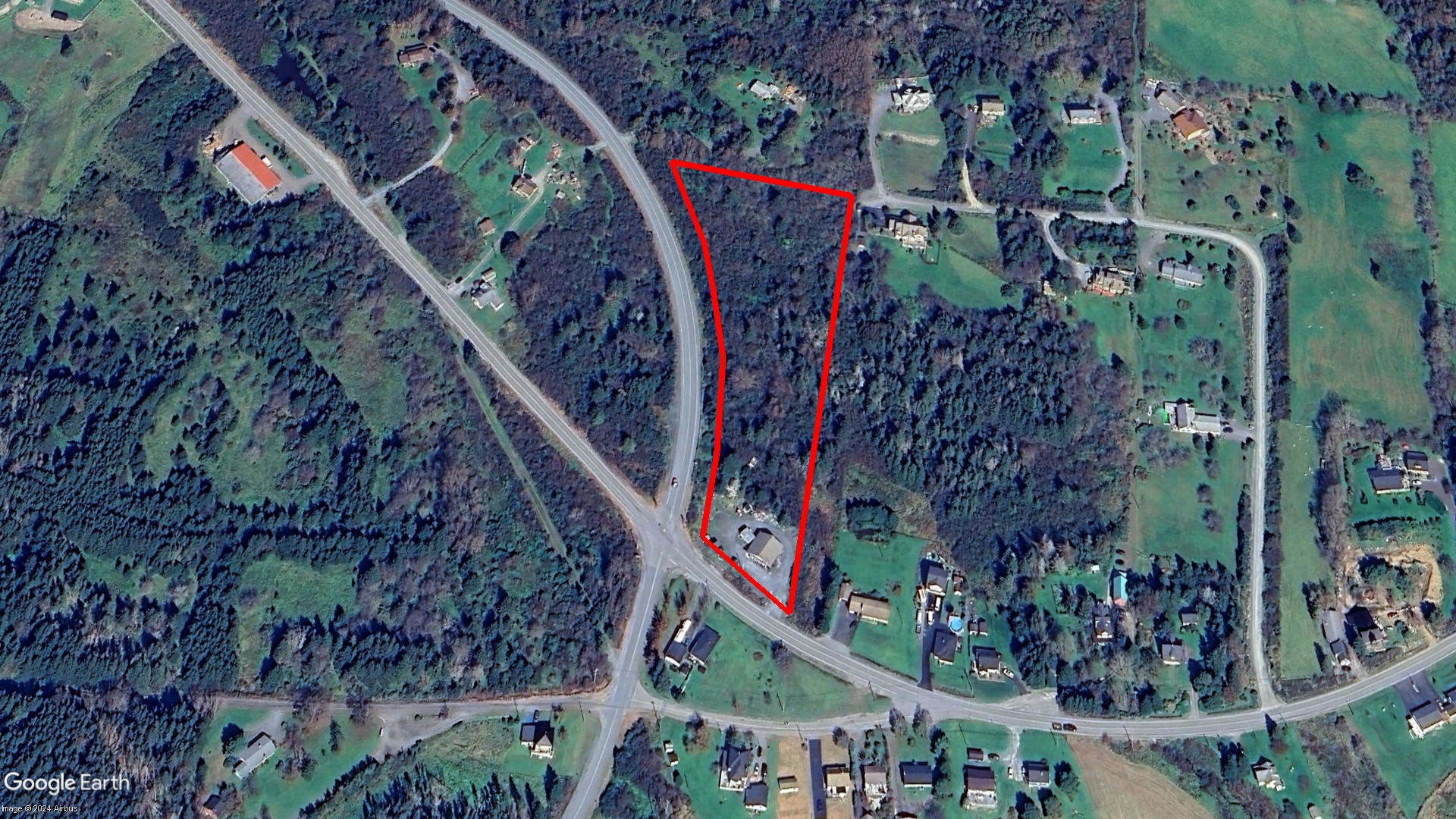 Tax Sale Lunenburg, Nova Scotia - 08173893