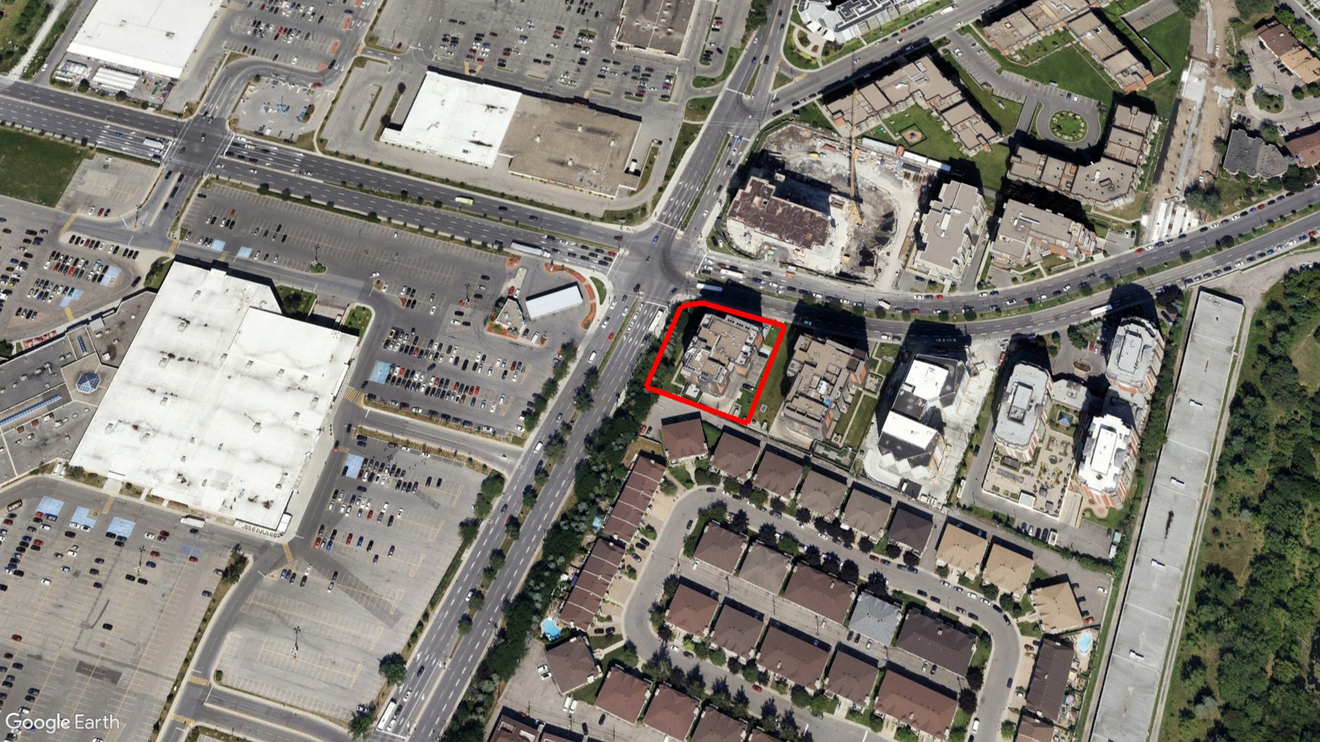 Tax Sale Montreal, Quebec - 052112-62