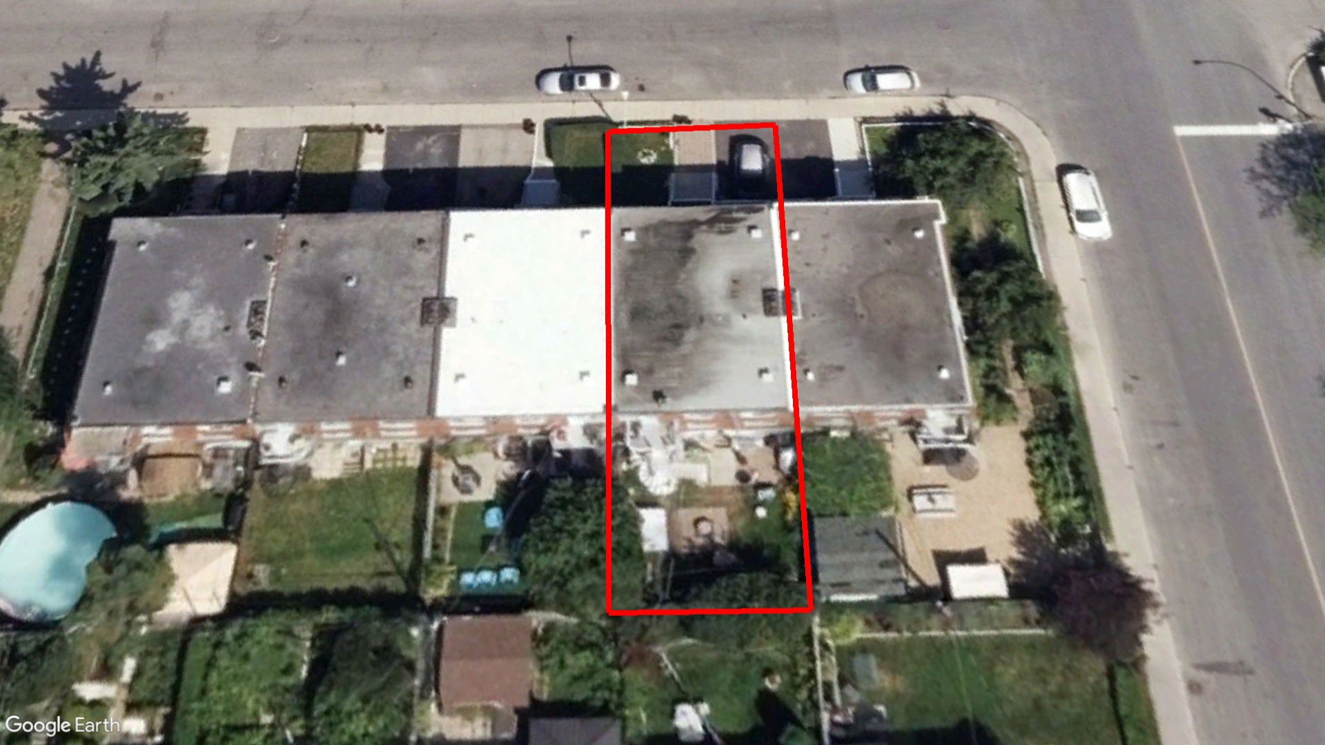 Tax Sale Montreal, Quebec - 040378-64