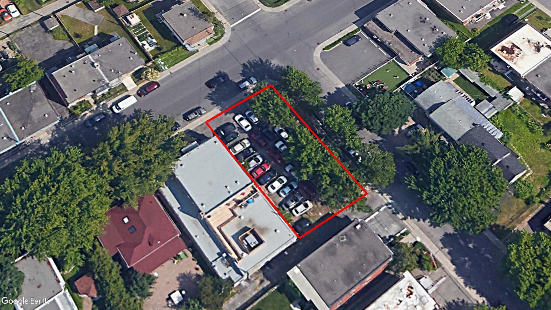 Tax Sale Montreal, Quebec - 020816-56