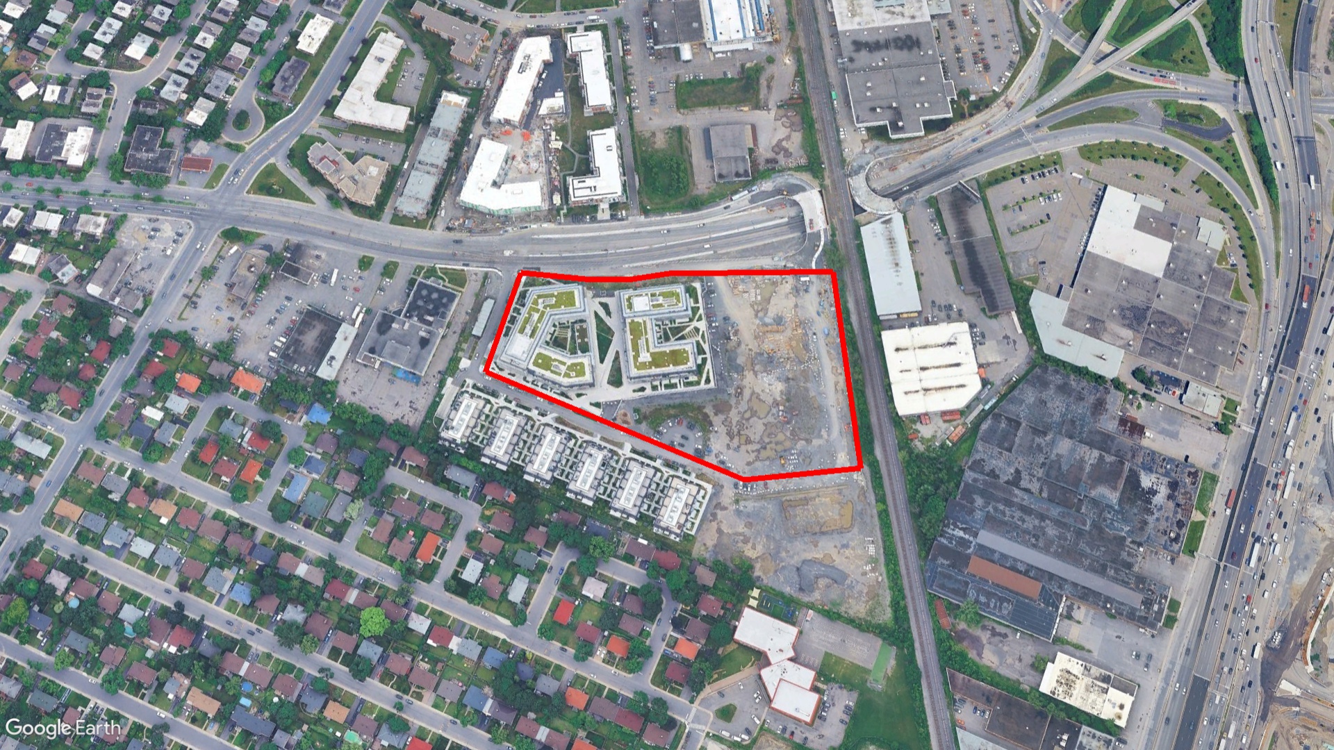 Tax Sale Montreal, Quebec - 052982-84