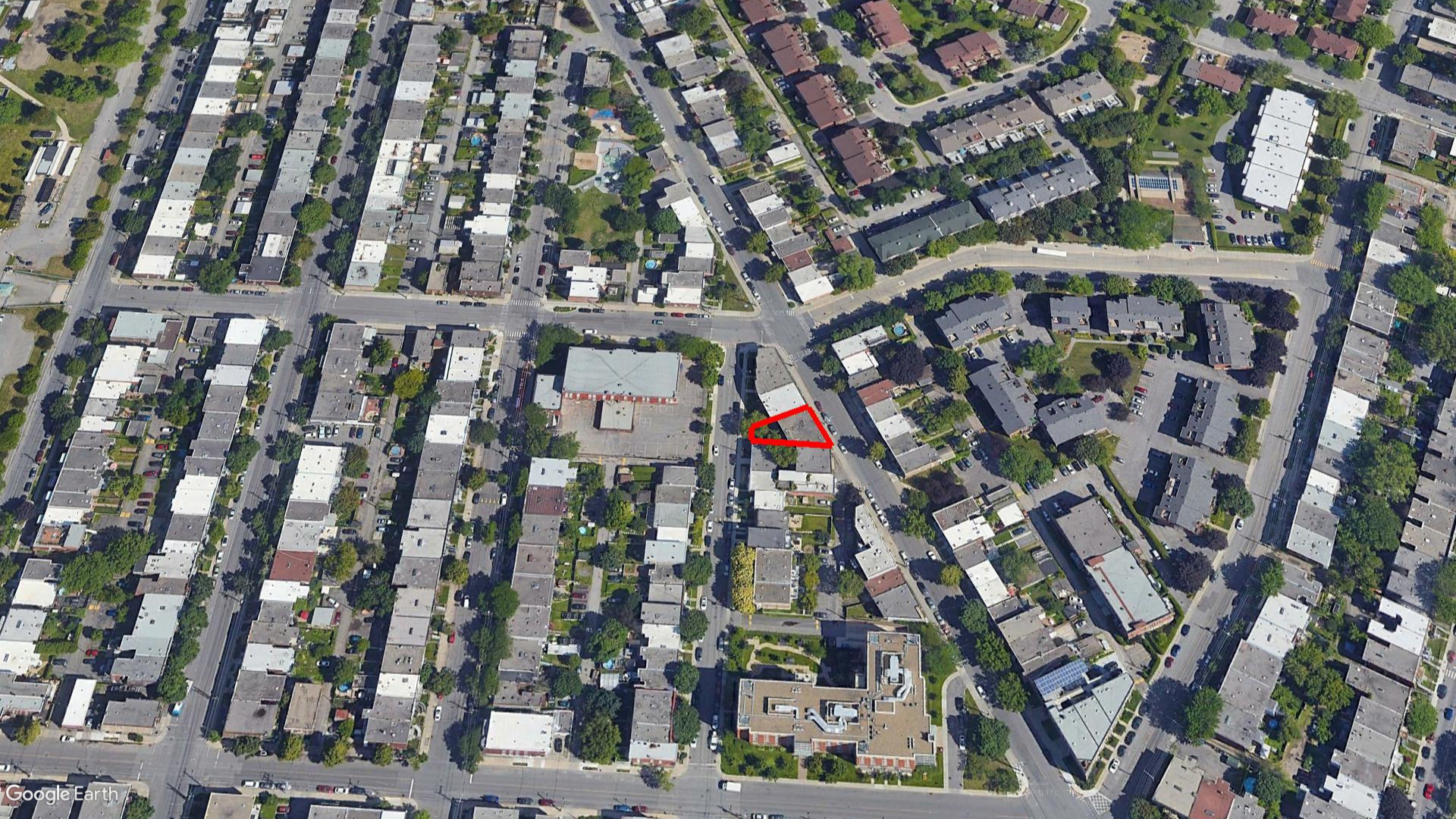 Tax Sale Montreal, Quebec - 010443-13