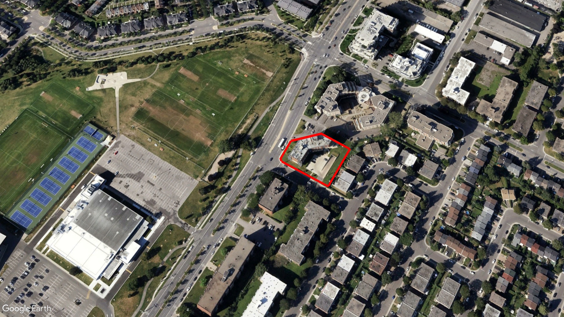 Tax Sale Montreal, Quebec - 052267-83