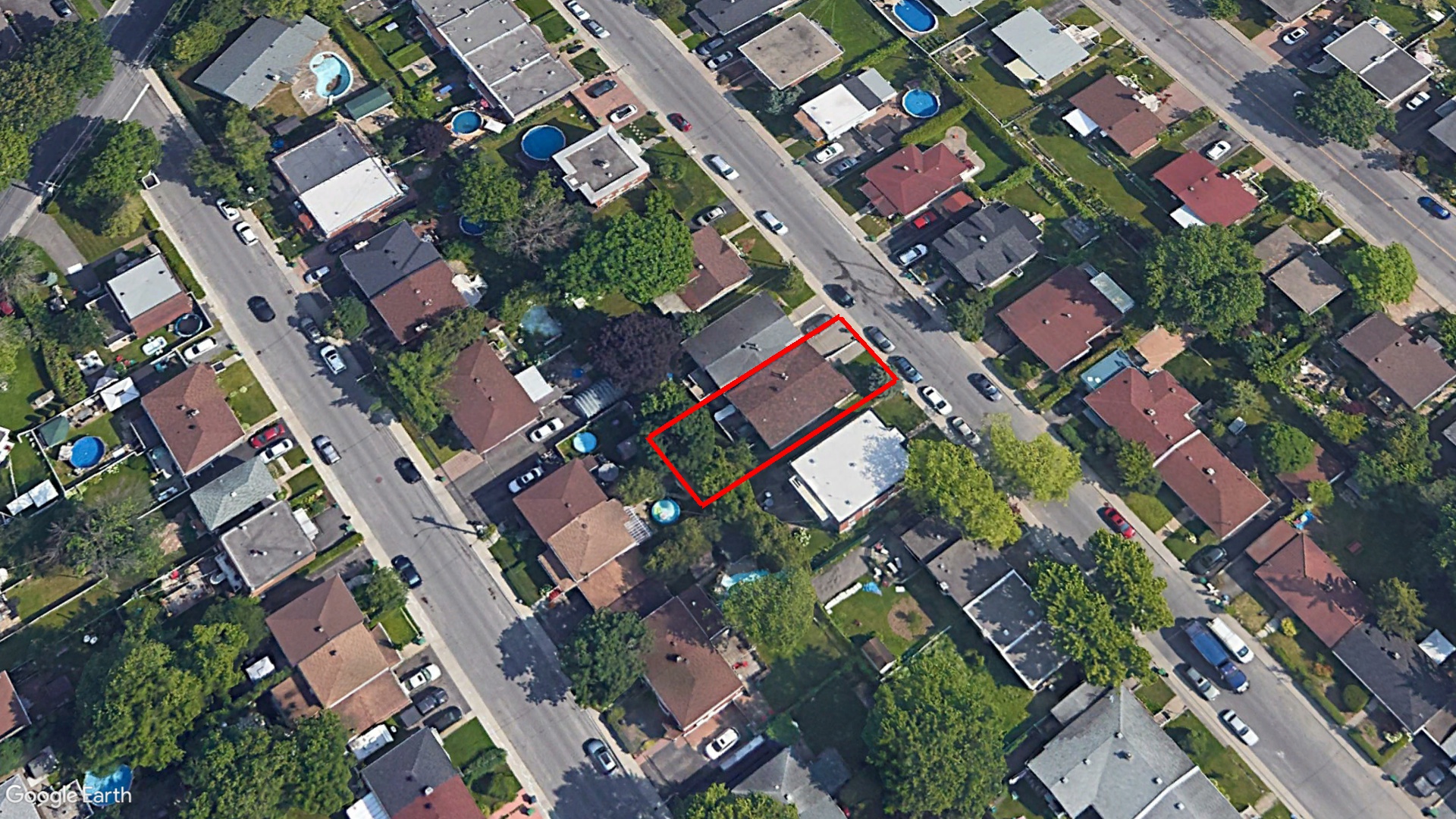 Tax Sale Montreal, Quebec - 021656-51