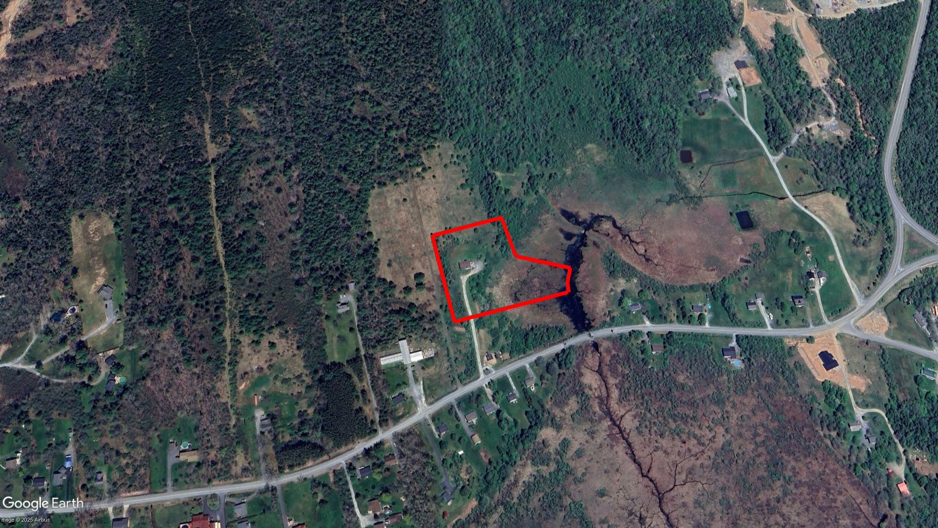 Tax Sale East Hants, Nova Scotia - 01563521