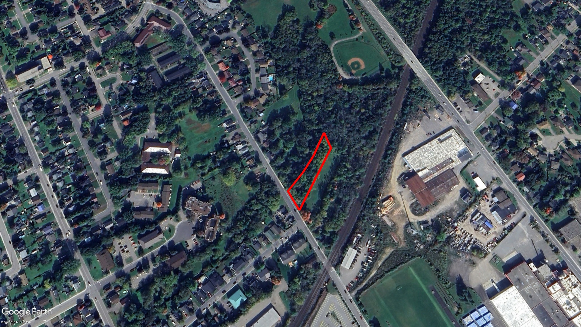 Tax Sale Brockville, Ontario - 08 02 010 020 28500 0000