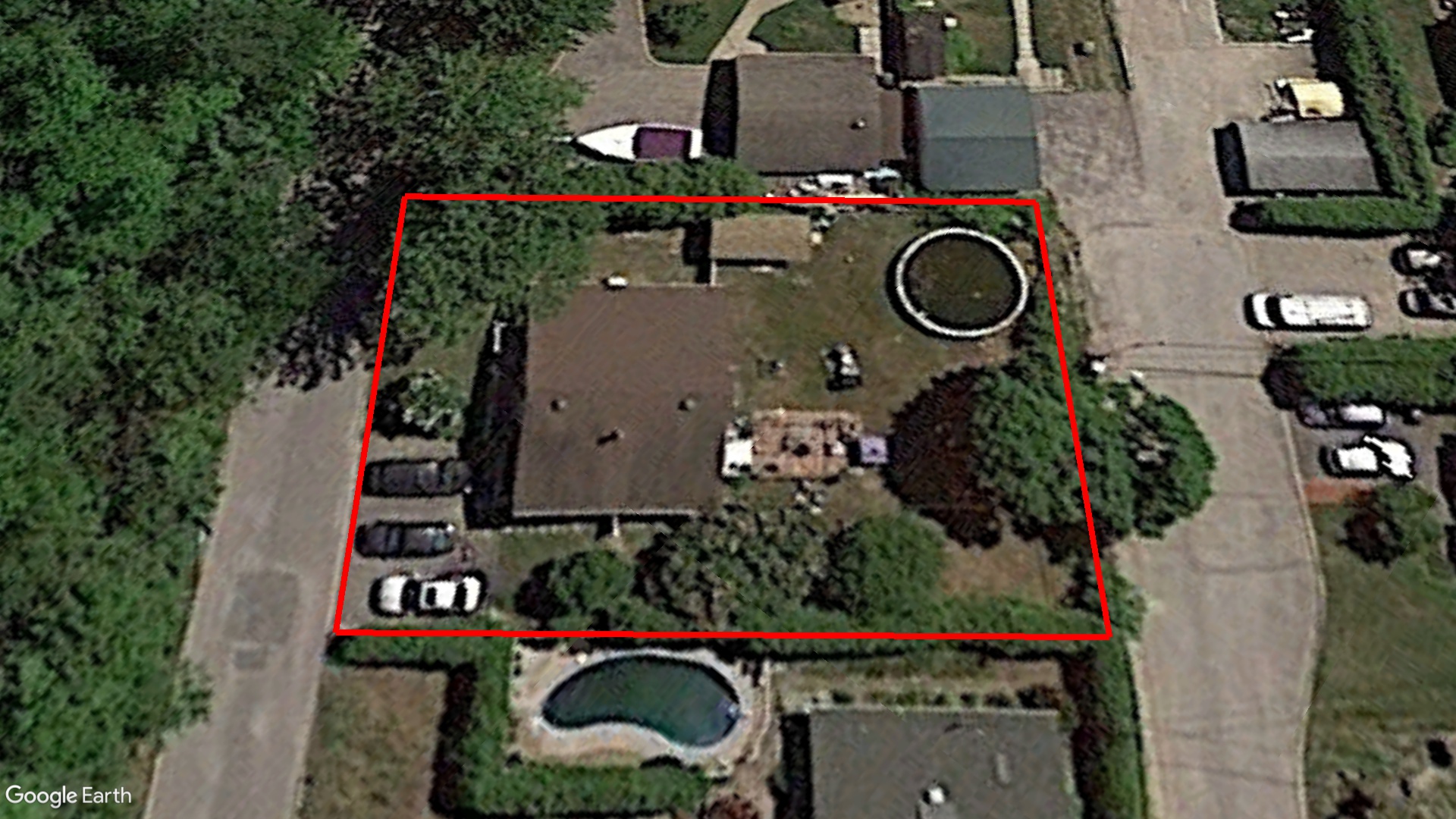 Tax Sale Montreal, Quebec - 040545-75