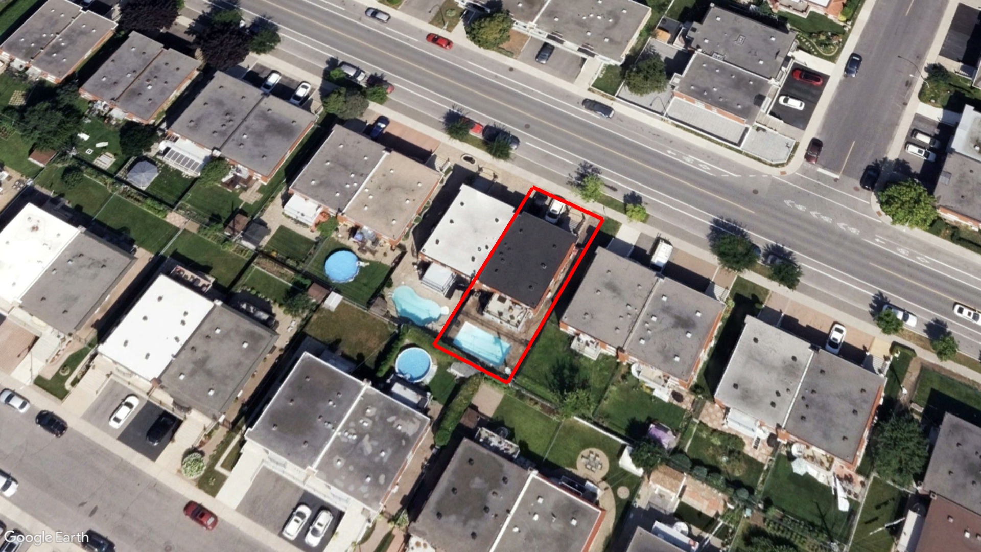 Tax Sale Montreal, Quebec - 040464-79