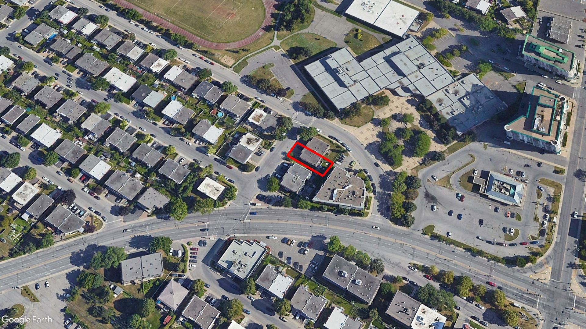 Tax Sale Montreal, Quebec - 020832-56