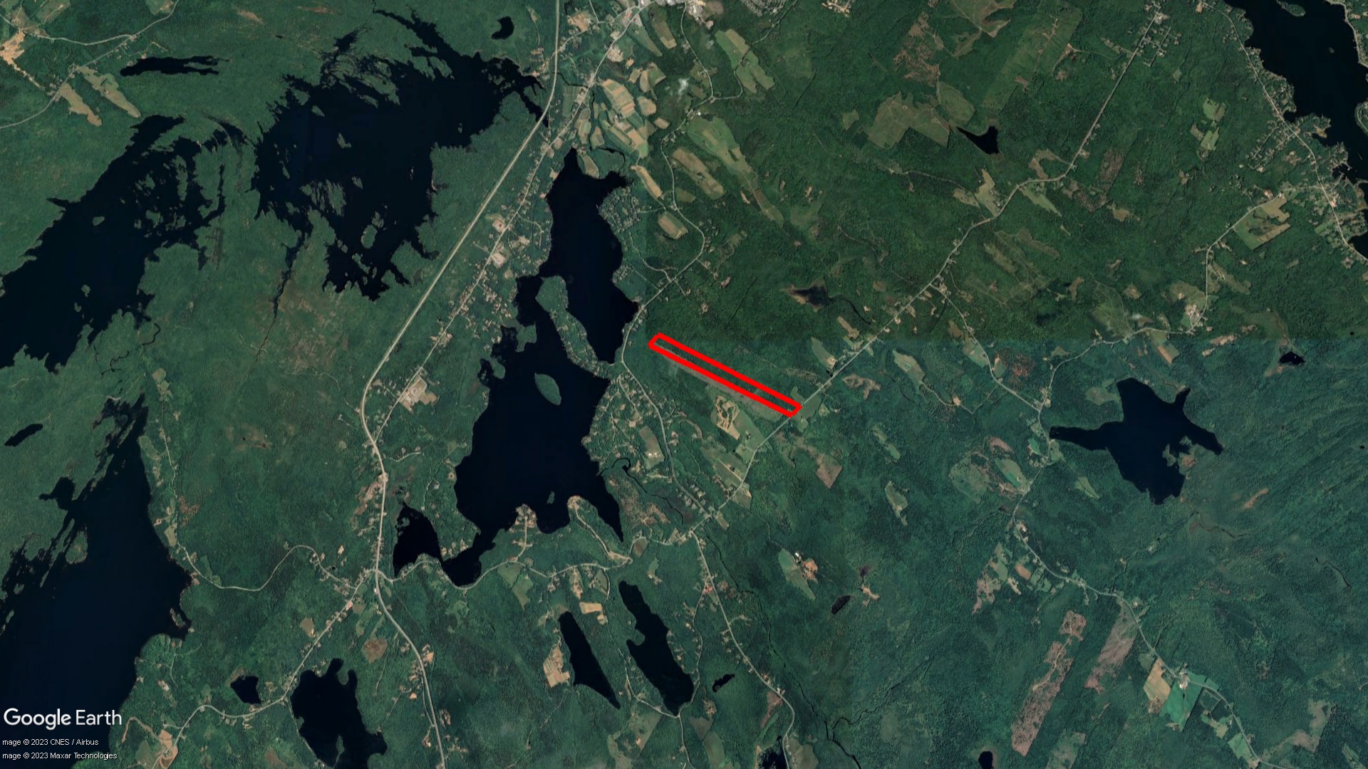 Tax Sale Lunenburg, Nova Scotia - 01964933