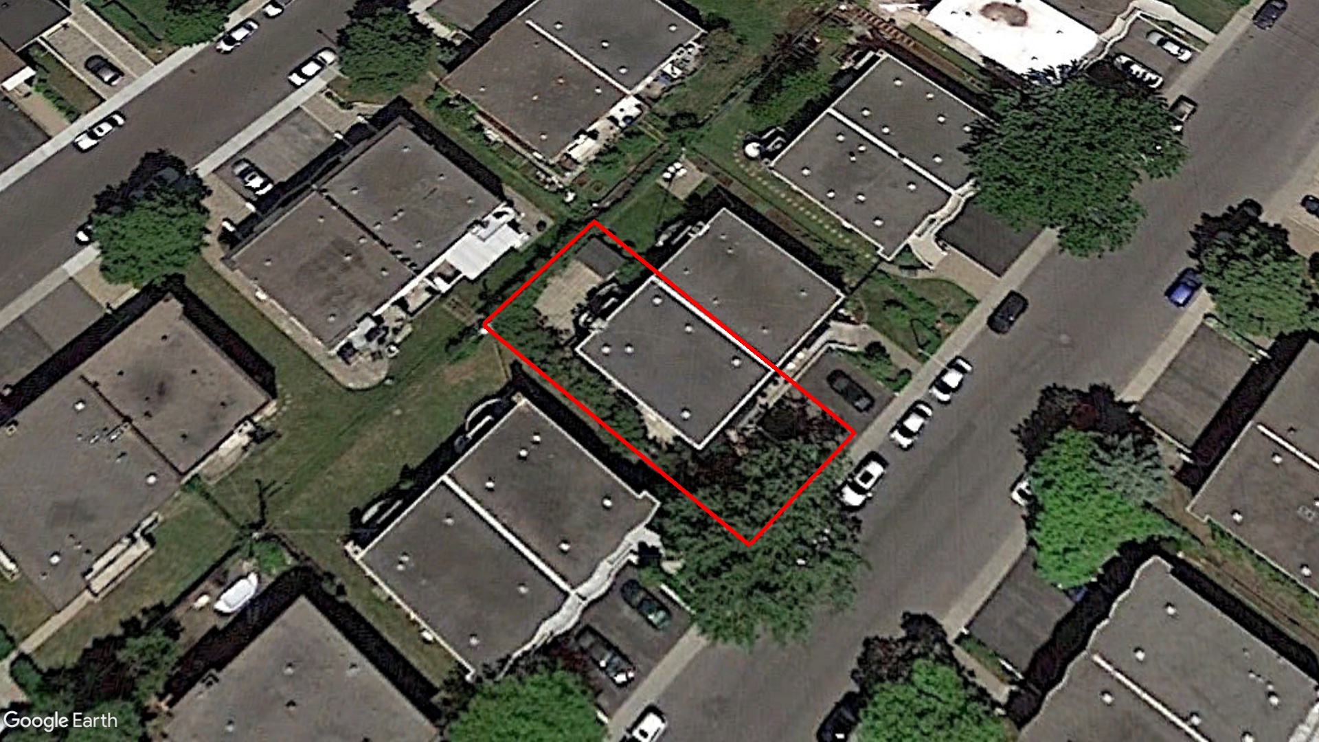 Tax Sale Montreal, Quebec - 041024-36