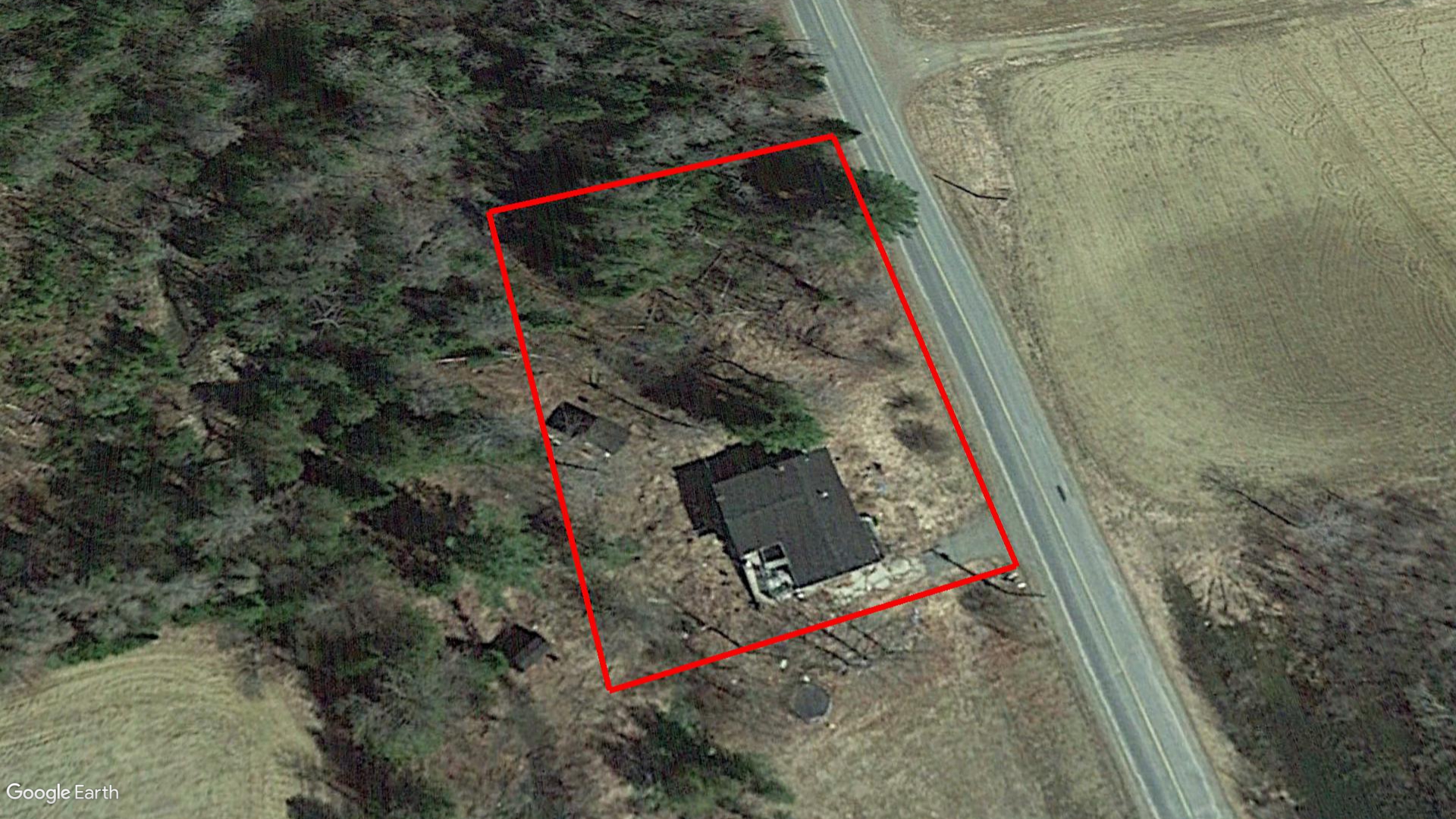 Tax Sale Fredericton, New Brunswick - 00447985