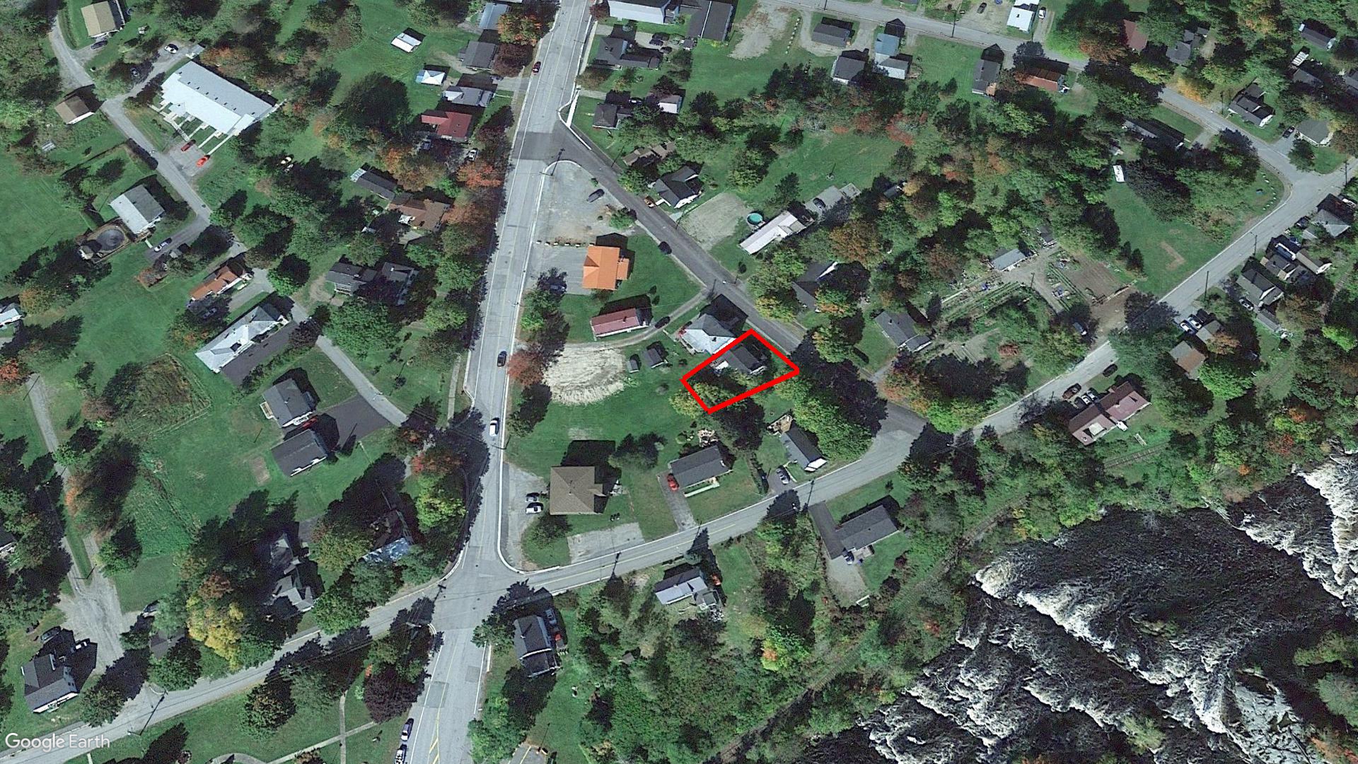 Tax Sale Charlotte, New Brunswick - 01454618