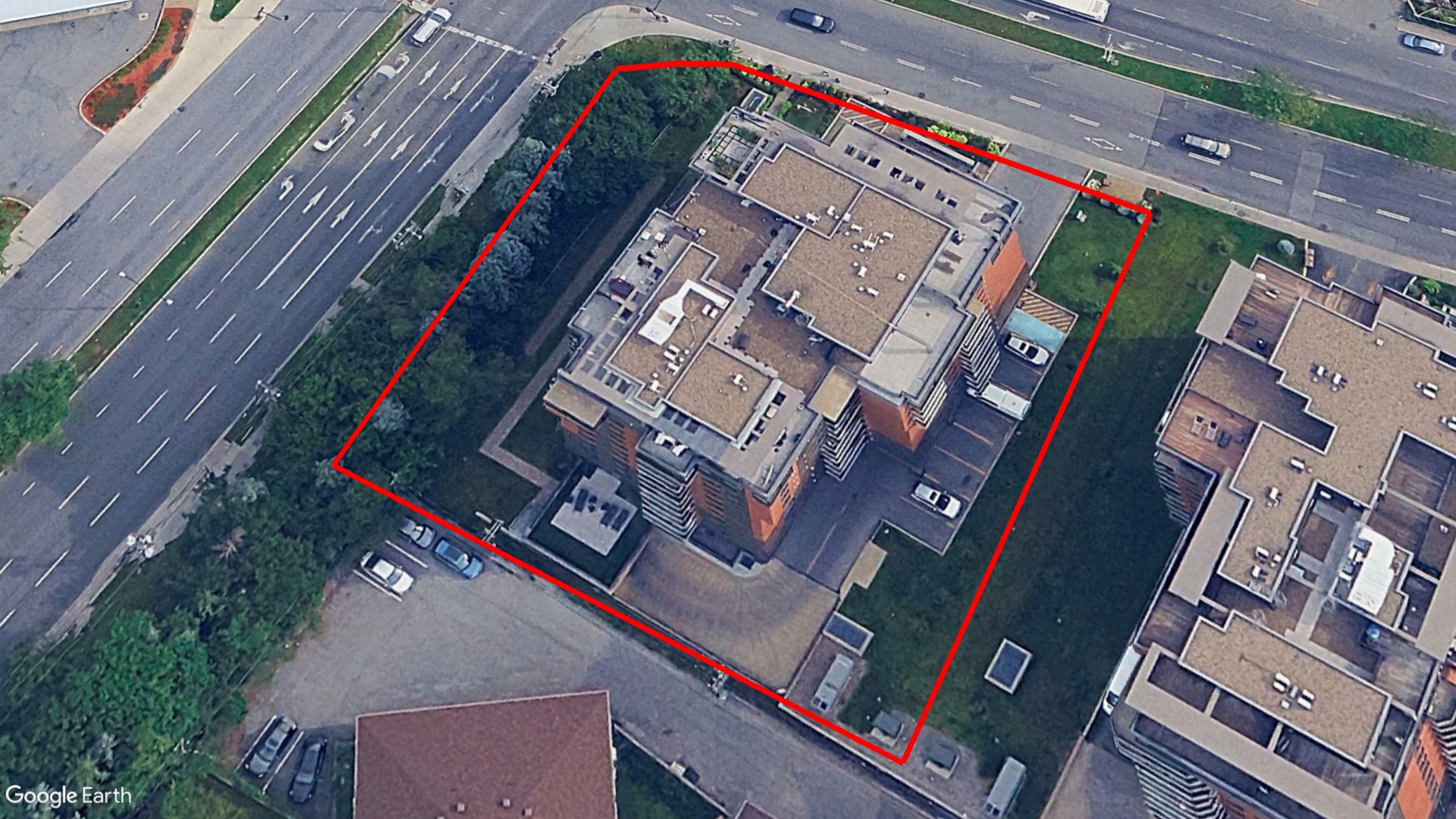 Tax Sale Montreal, Quebec - 052112-62