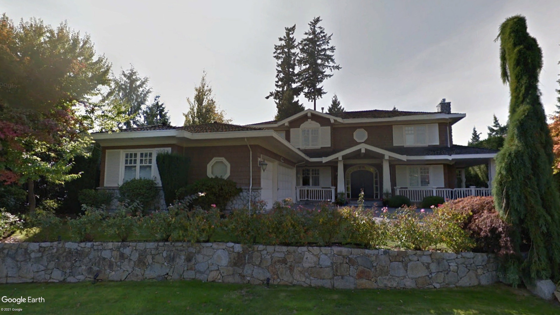 Tax Sale West Vancouver, British Columbia - 08-328-04-0811-009-000