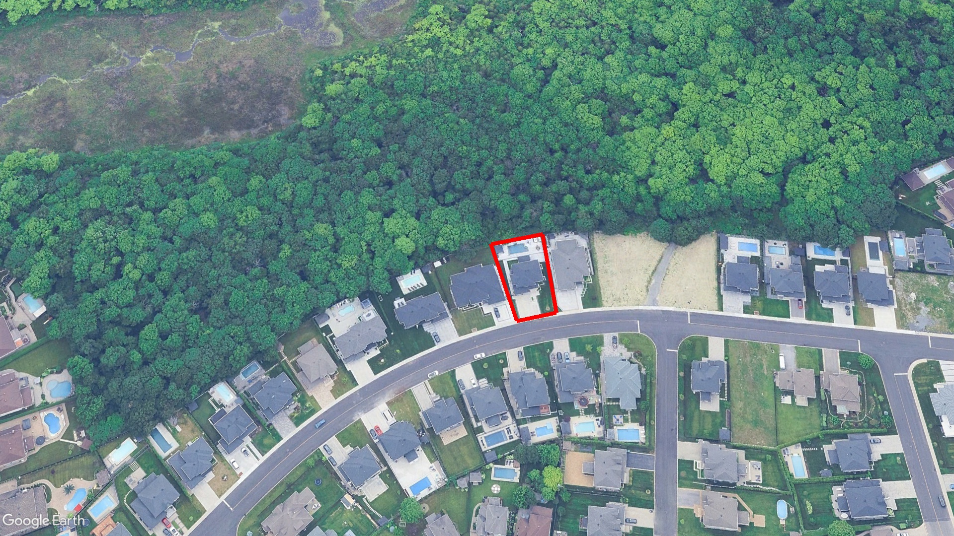 Tax Sale Montreal, Quebec - 052438-68