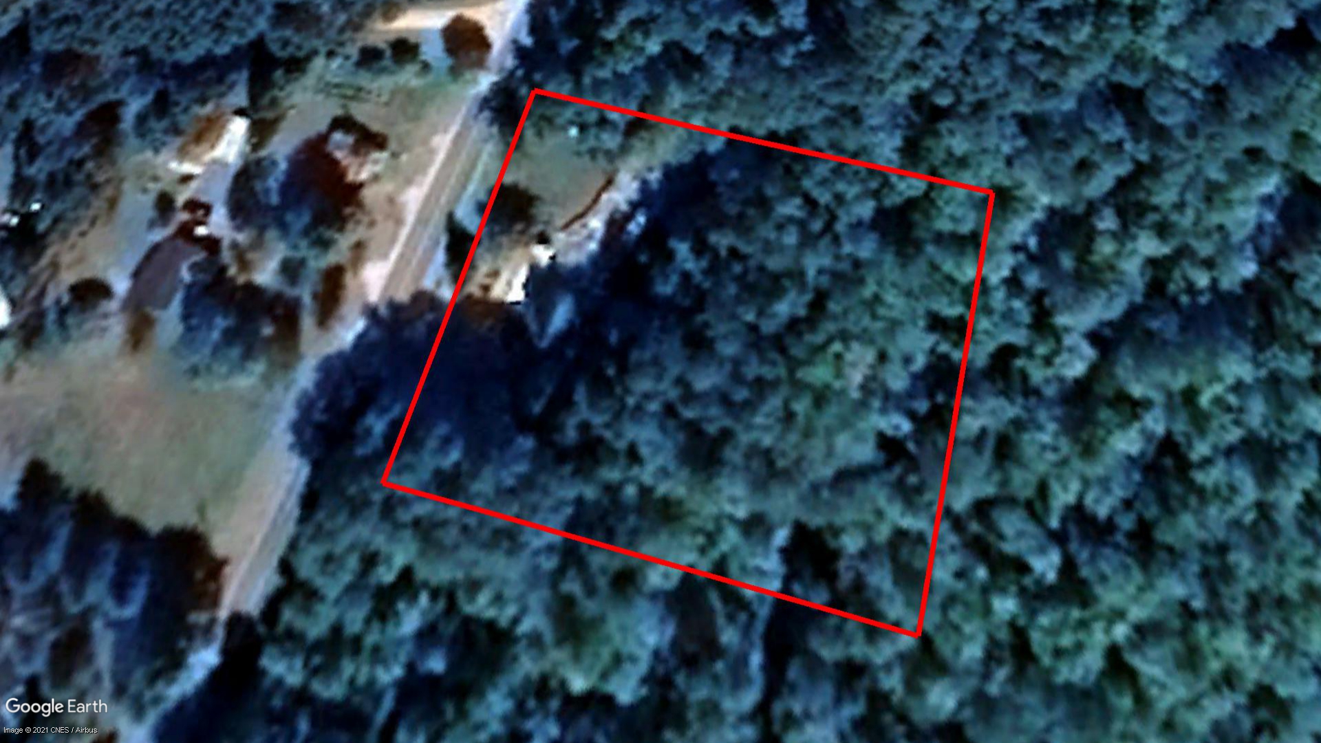 Tax Sale La Vallee-de-la-Gatineau, Quebec - 3216-95-7449 