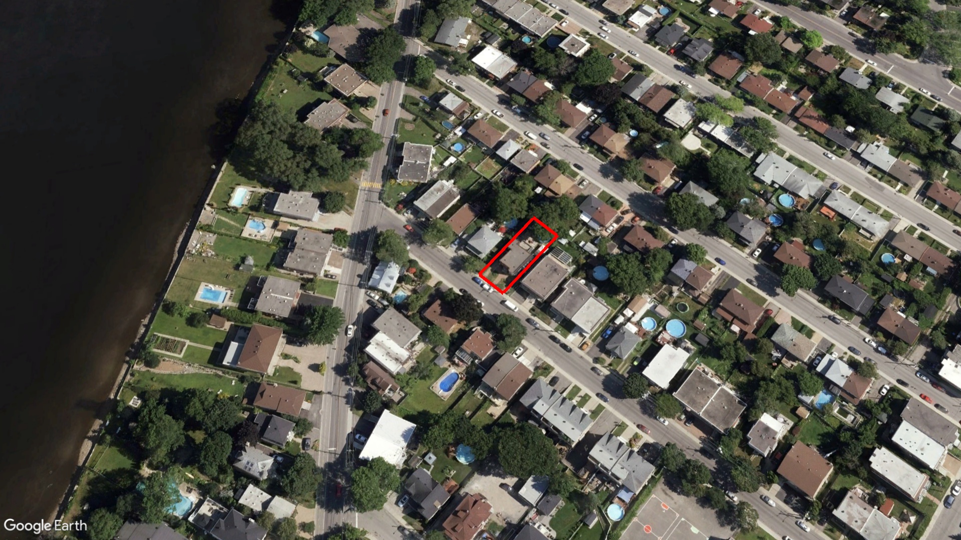 Tax Sale Montreal, Quebec - 020768-54