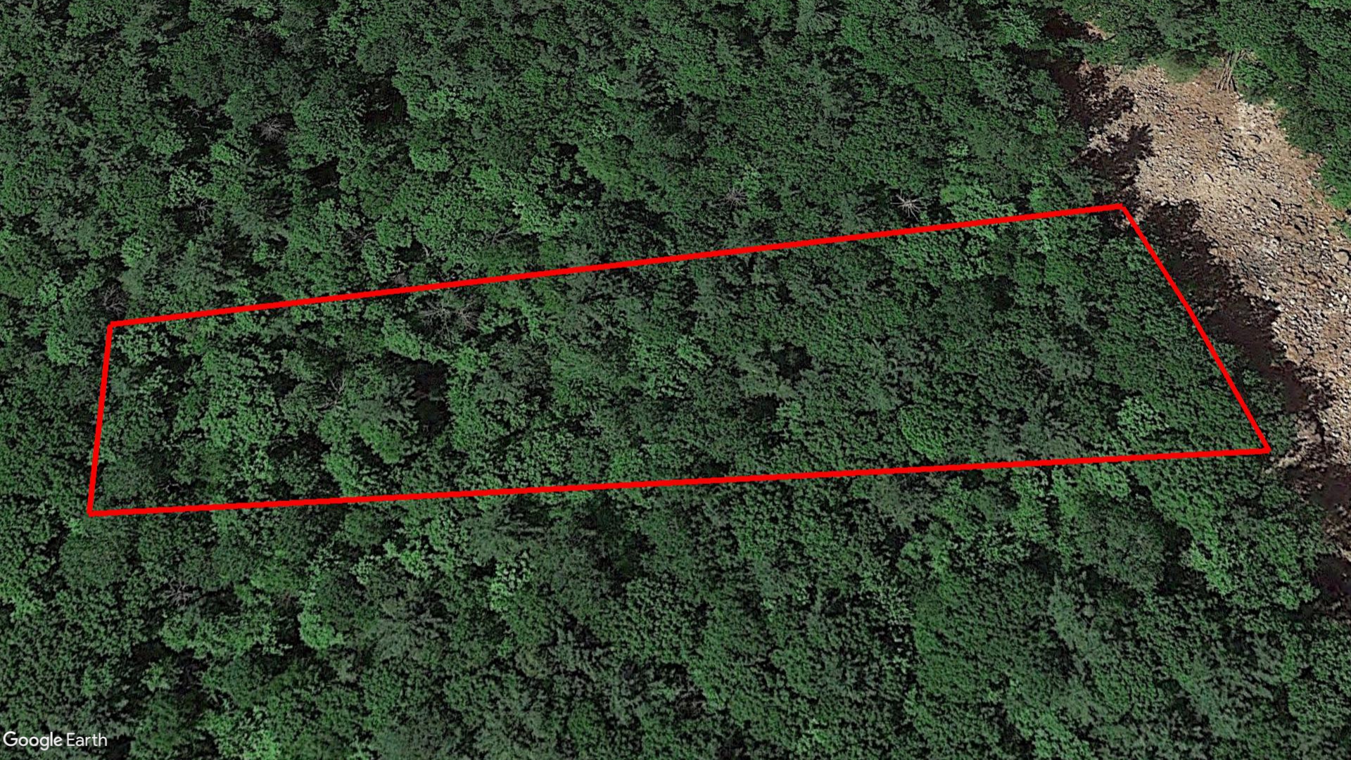 Tax Sale  Des-Collines-De-L'outaouais, Quebec - 7052-01-0274