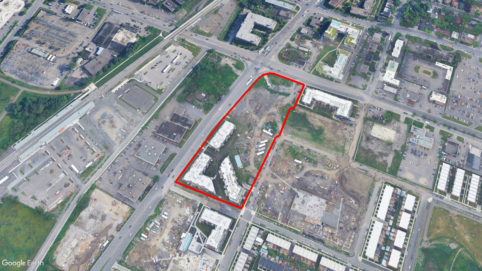 Tax Sale Montreal, Quebec - 053026-35