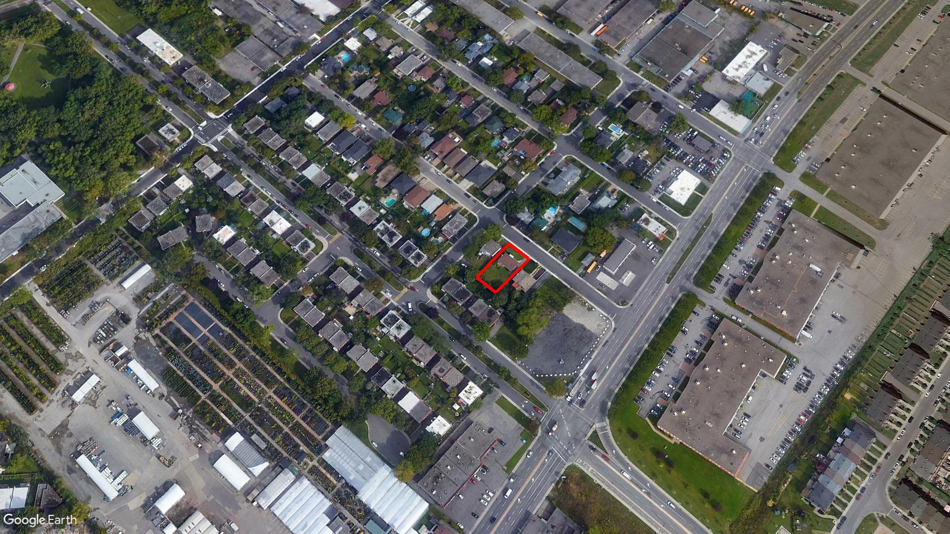 Tax Sale Montreal, Quebec - 040995-66