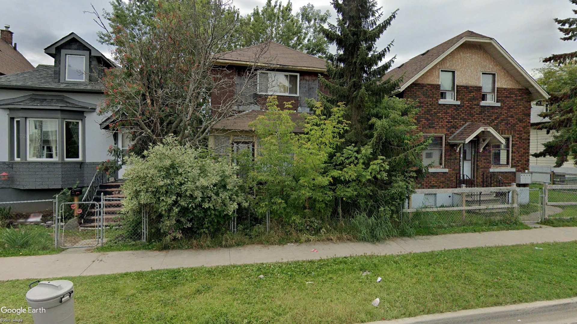 Tax Sale Thunder Bay, Ontario - 04 120 09000 0000