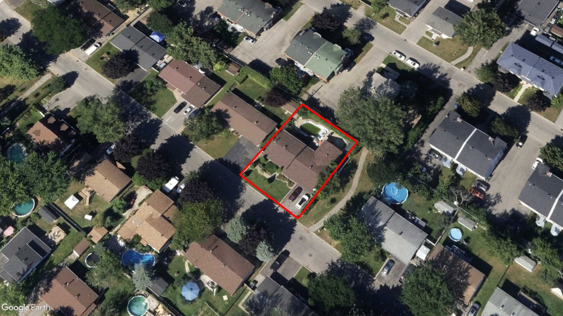 Tax Sale Montreal, Quebec - 041421-12