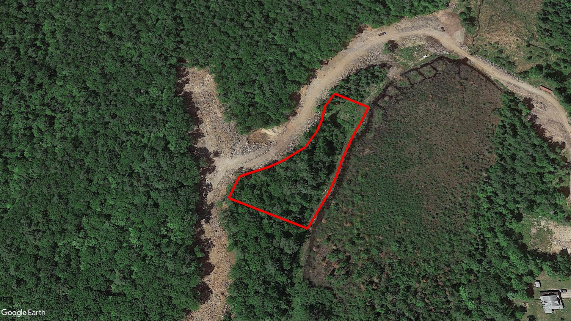 Tax Sale  Des-Collines-De-L'outaouais, Quebec - 7052-11-8060