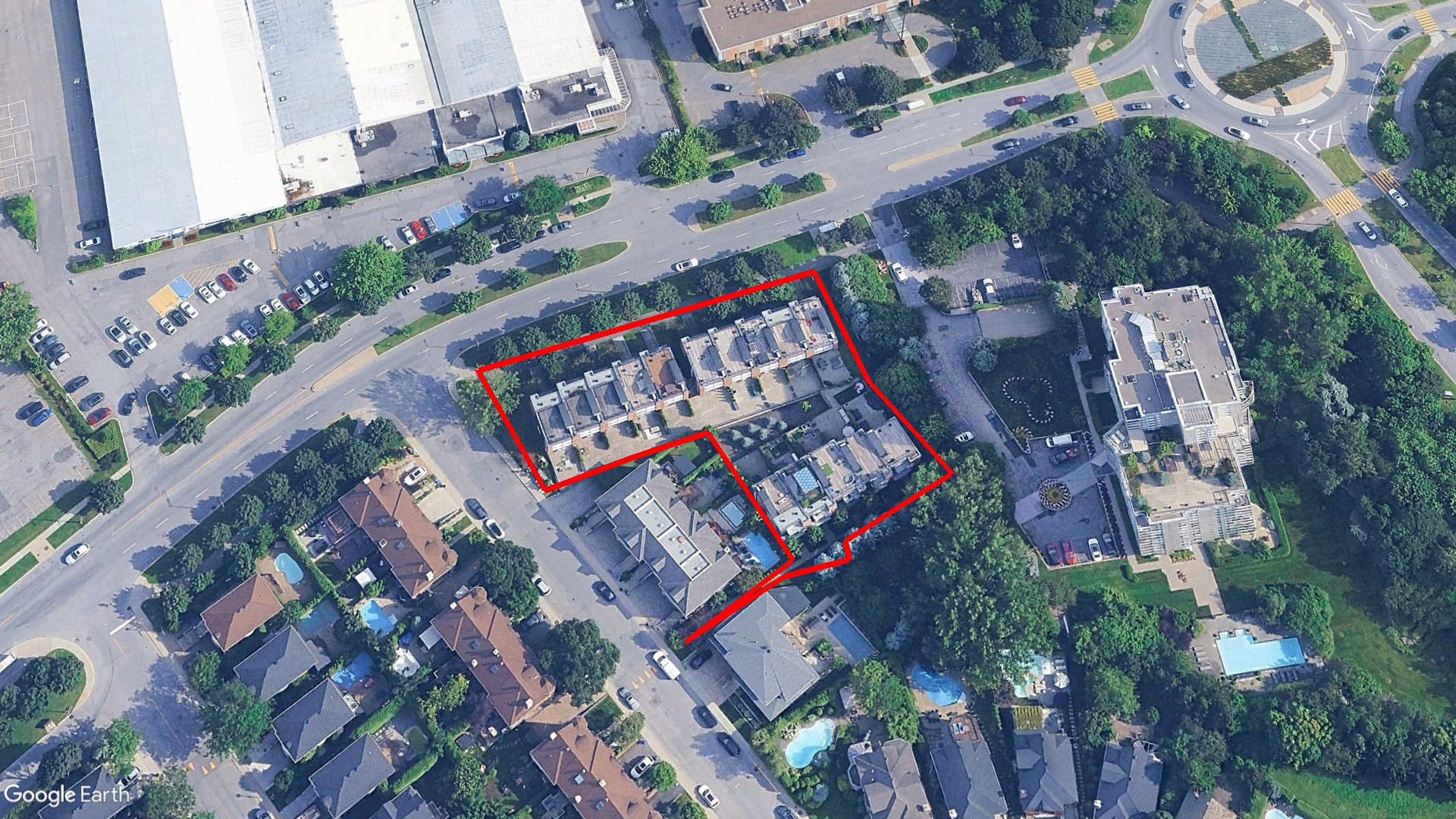 Tax Sale Montreal, Quebec - 052327-13