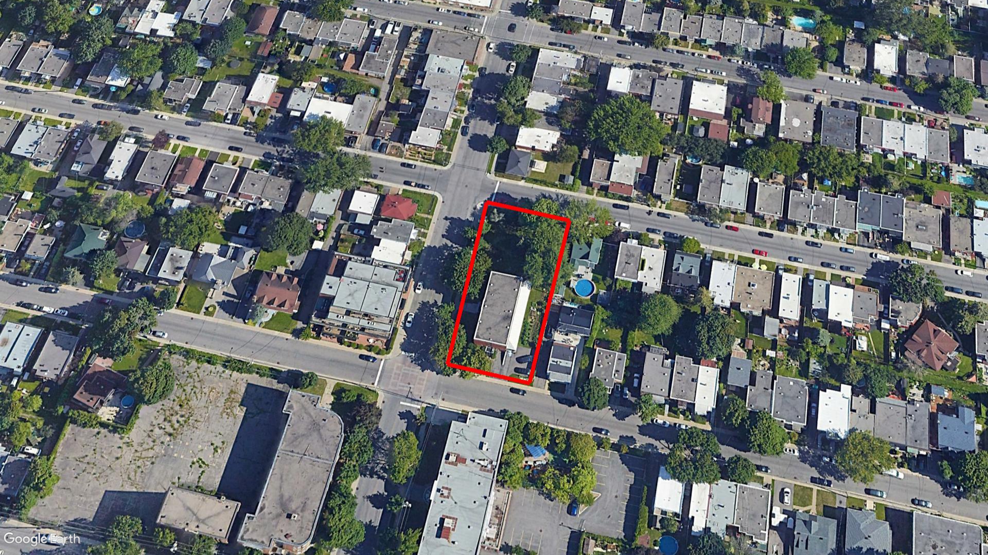 Tax Sale Montreal, Quebec - 050036-66