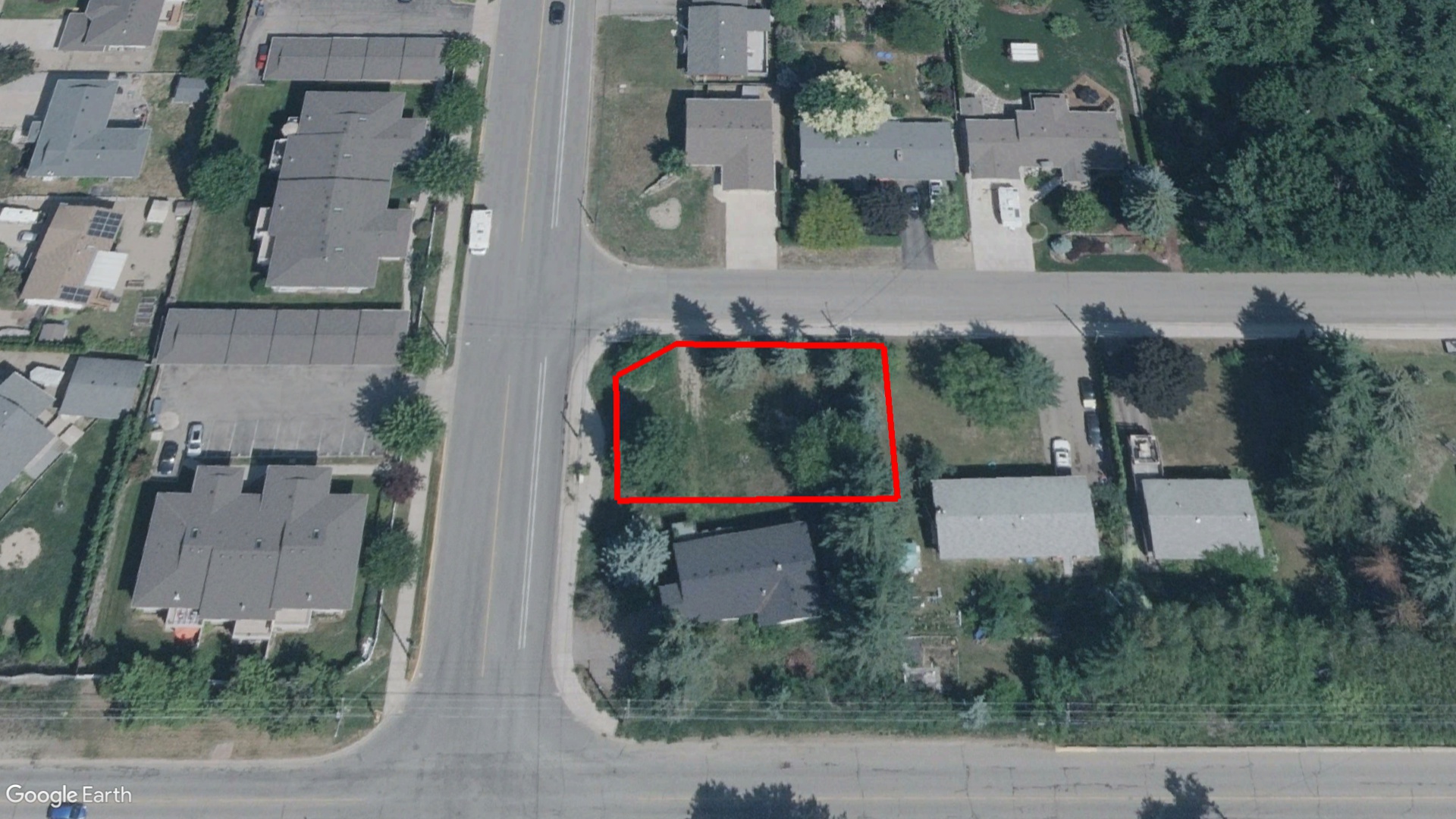 Tax Sale Salmon Arm, British Columbia - 031-772-960