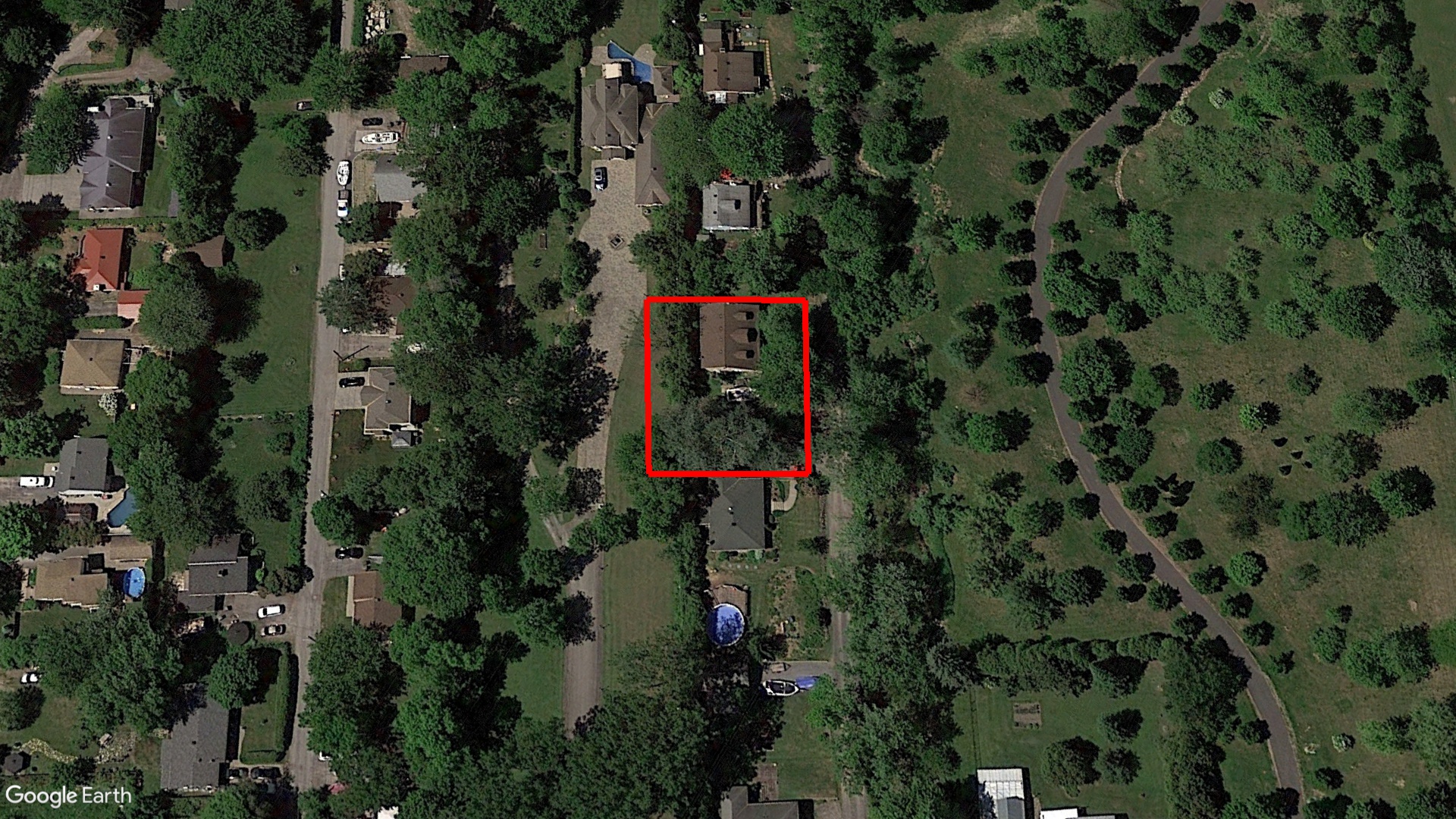 Tax Sale Montreal, Quebec - 040509-75