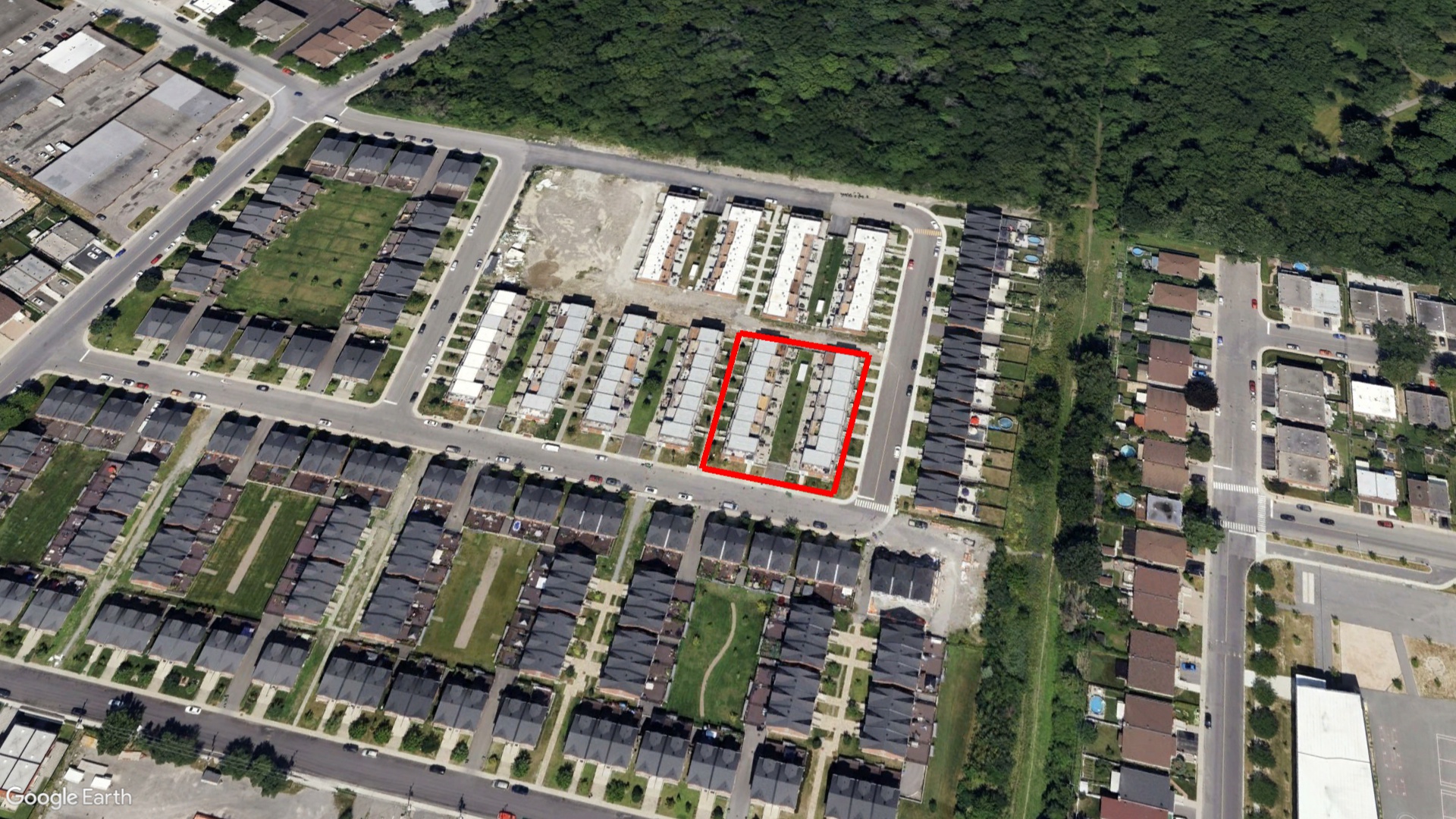 Tax Sale Montreal, Quebec - 052621-85