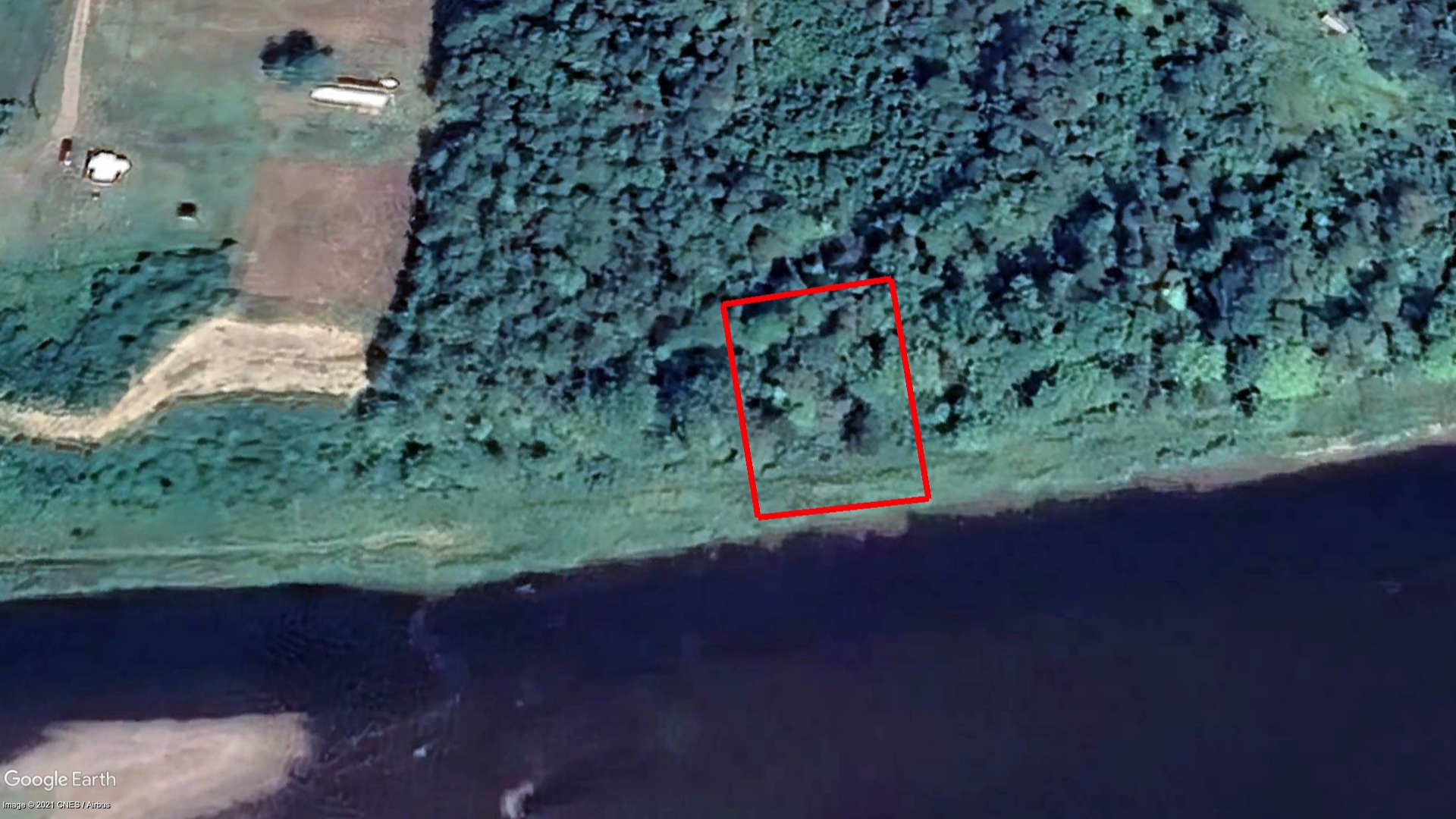 Tax Sale Bathurst, New Brunswick - 02627052