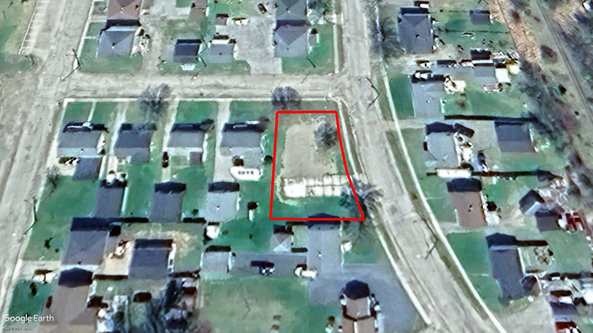 Tax Sale Smooth Rock Falls, Ontario - 5648 000 00109600.0000