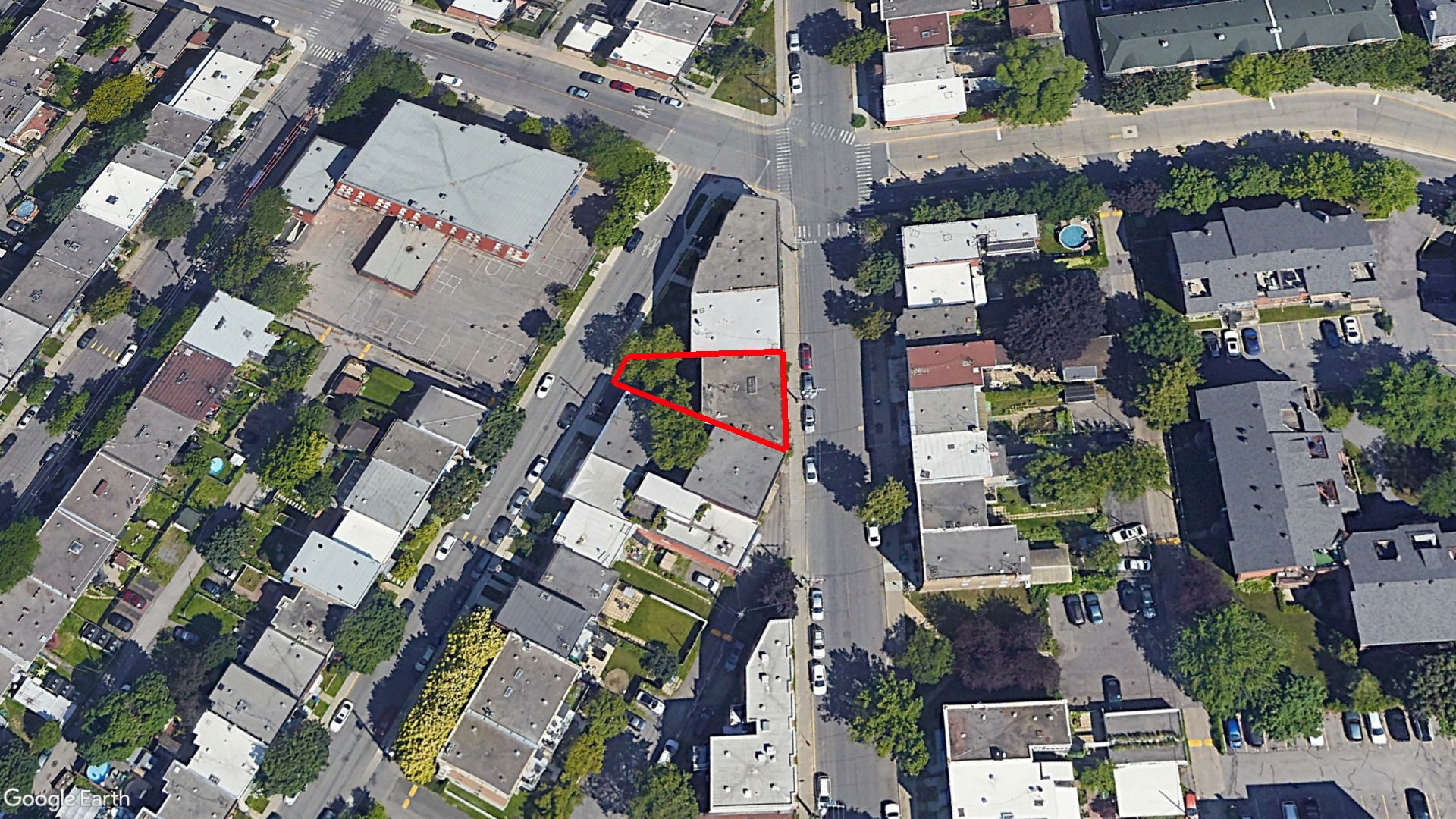 Tax Sale Montreal, Quebec - 010443-13