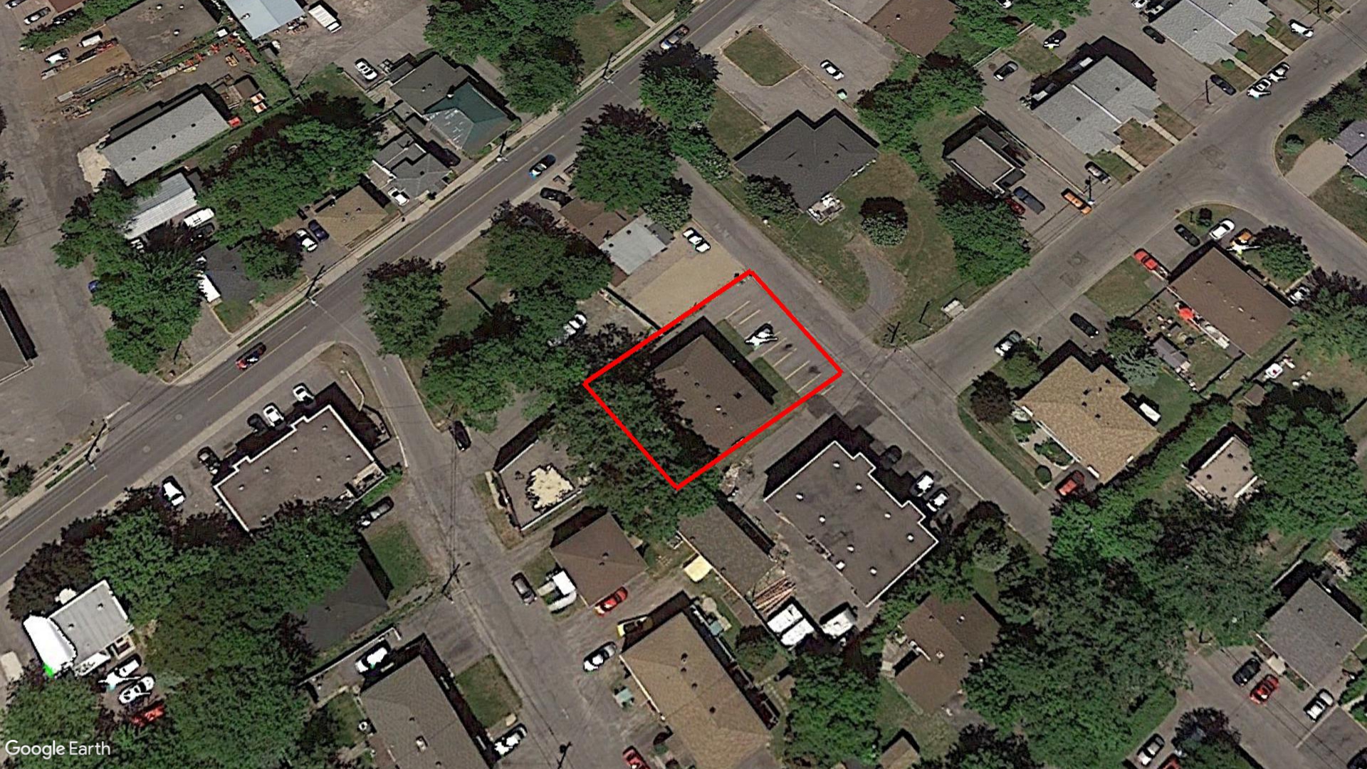 Tax Sale Montreal, Quebec - 040533-62