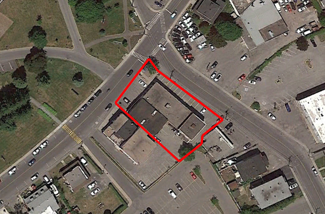 Tax Sale Montreal, Quebec - 040843-49