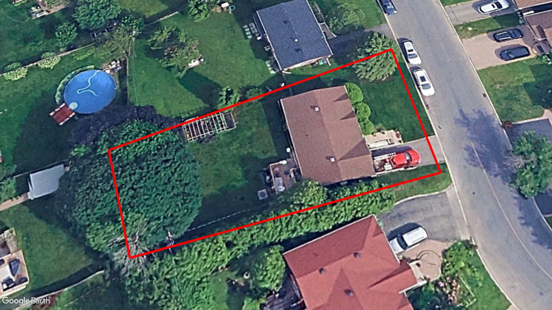 Tax Sale Montreal, Quebec - 040102-63