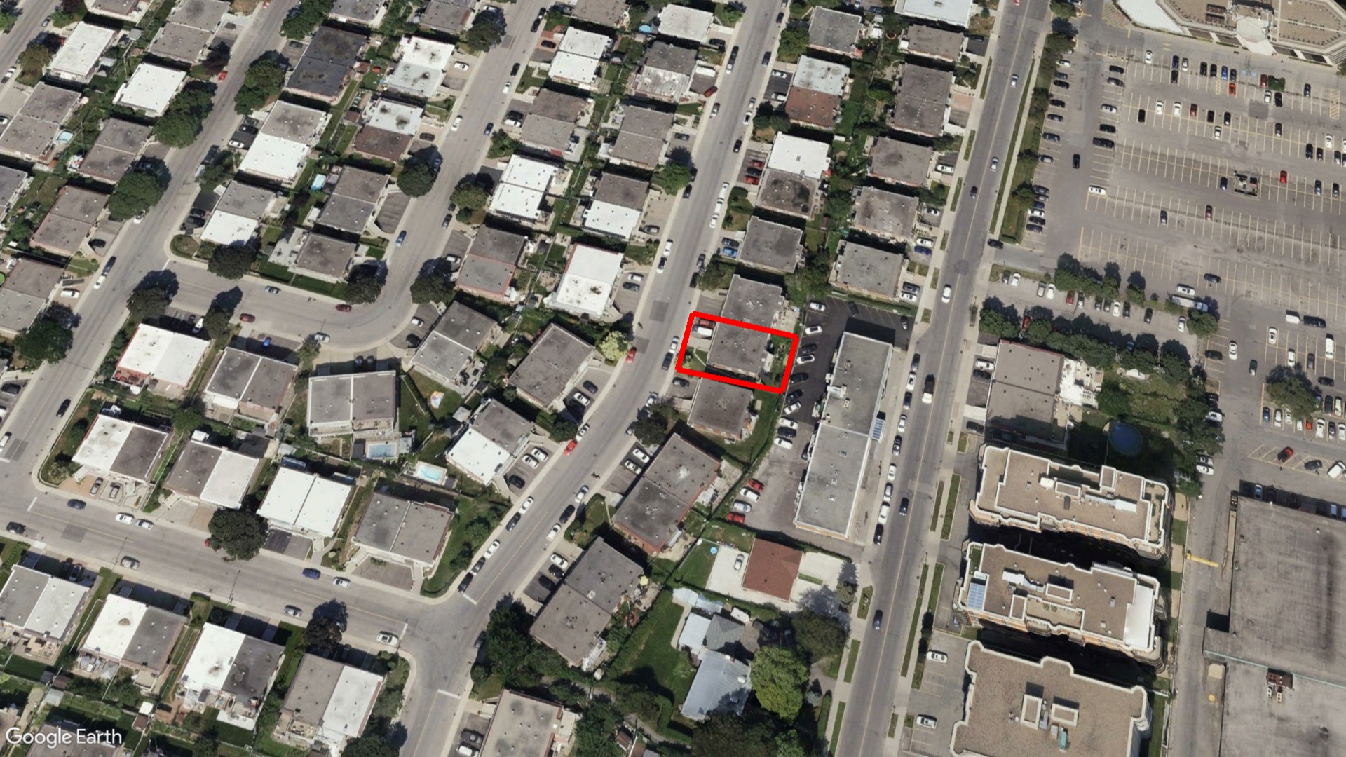 Tax Sale Montreal, Quebec - 020910-34