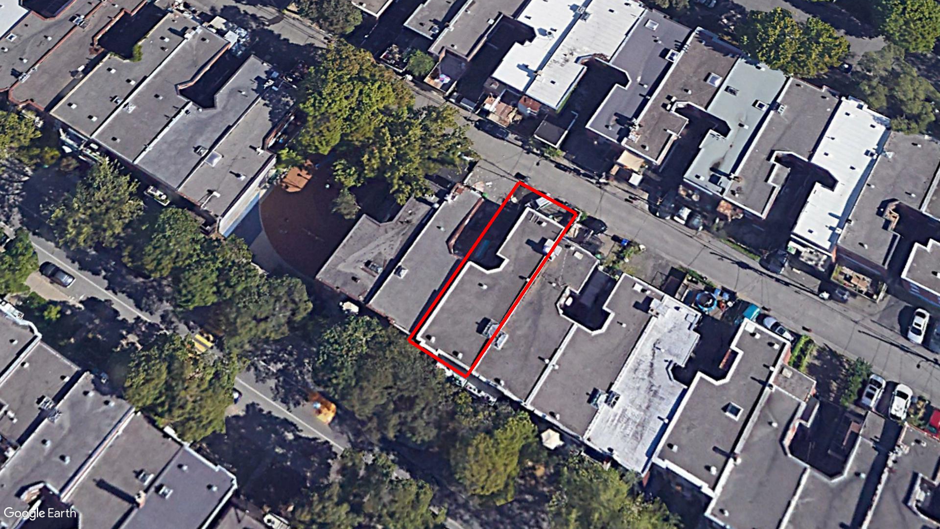 Tax Sale Montreal, Quebec - 030331-47